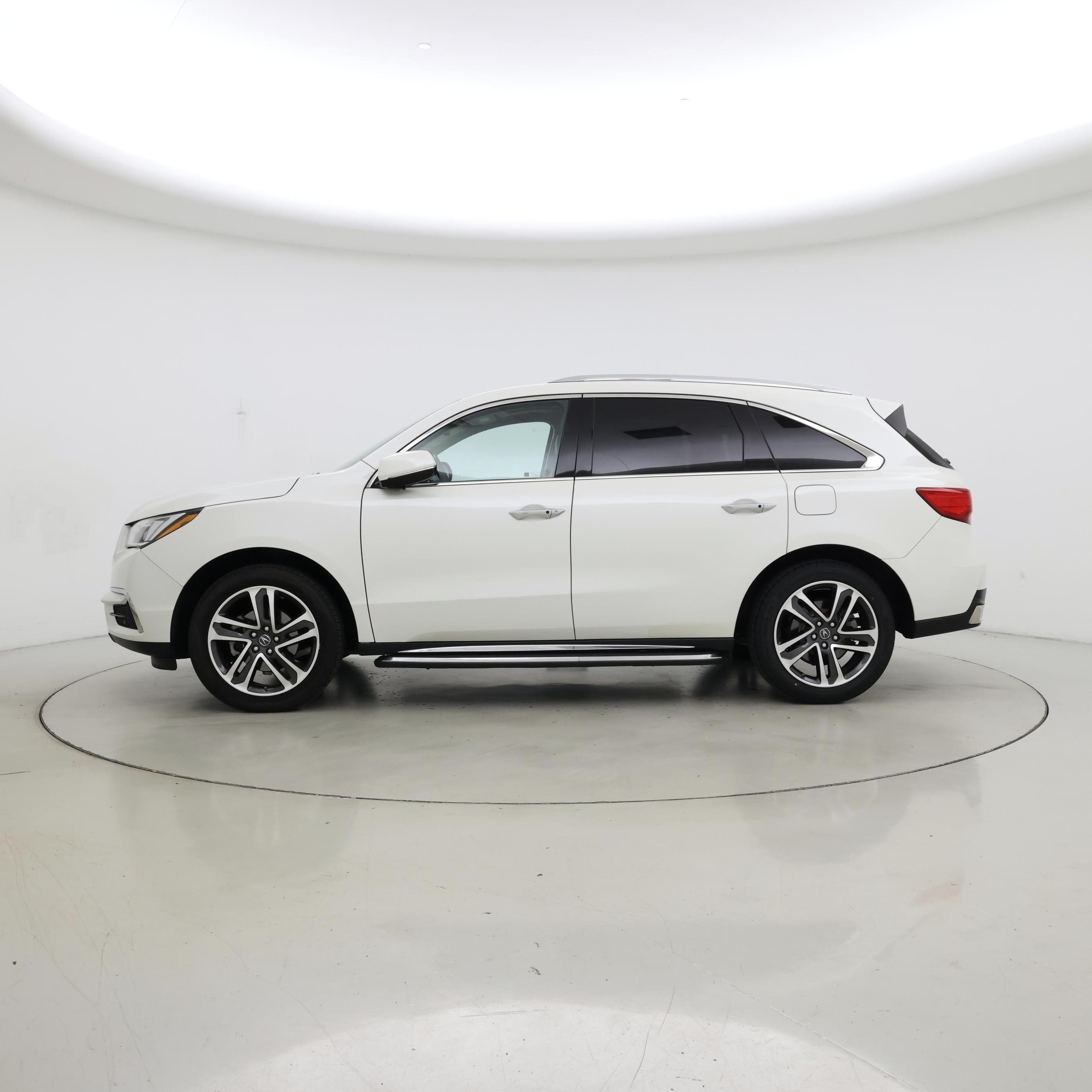 Thumbnail: 2017 Acura MDX - 3