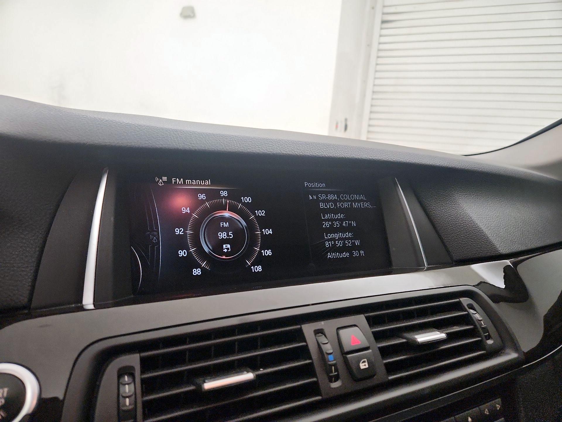 Thumbnail: 2016 BMW 5 Series - 16