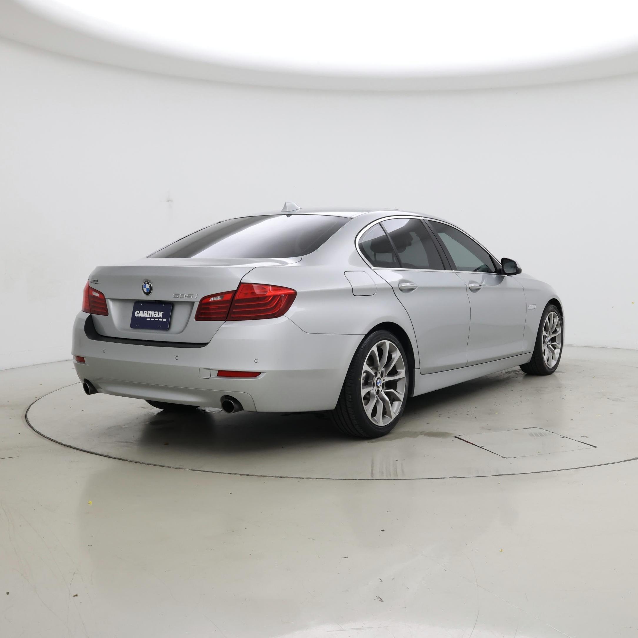 Thumbnail: 2016 BMW 5 Series - 8
