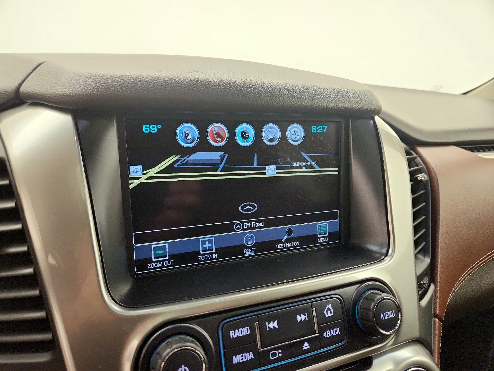 Thumbnail: 2019 Chevrolet Tahoe - 14