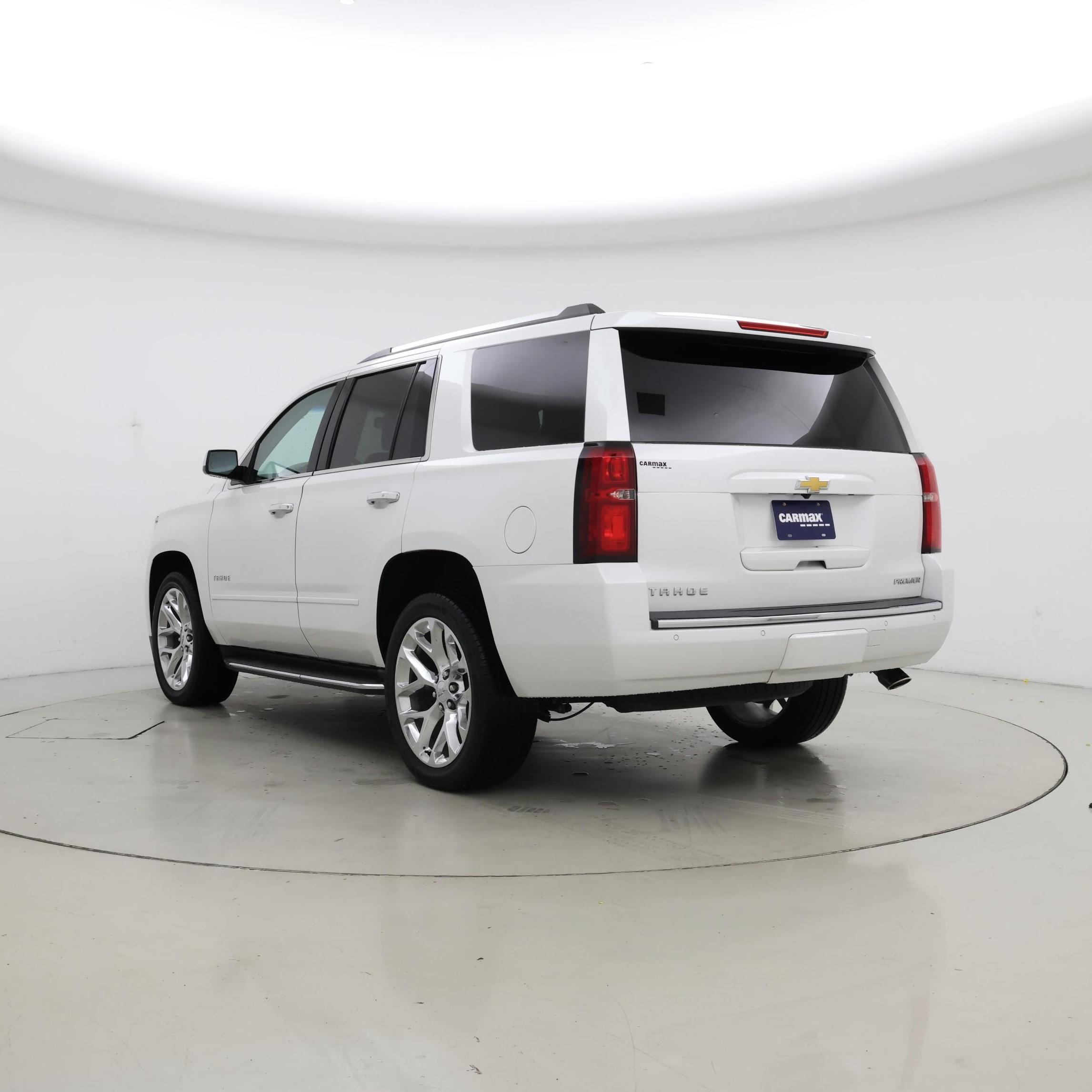 Thumbnail: 2019 Chevrolet Tahoe - 2
