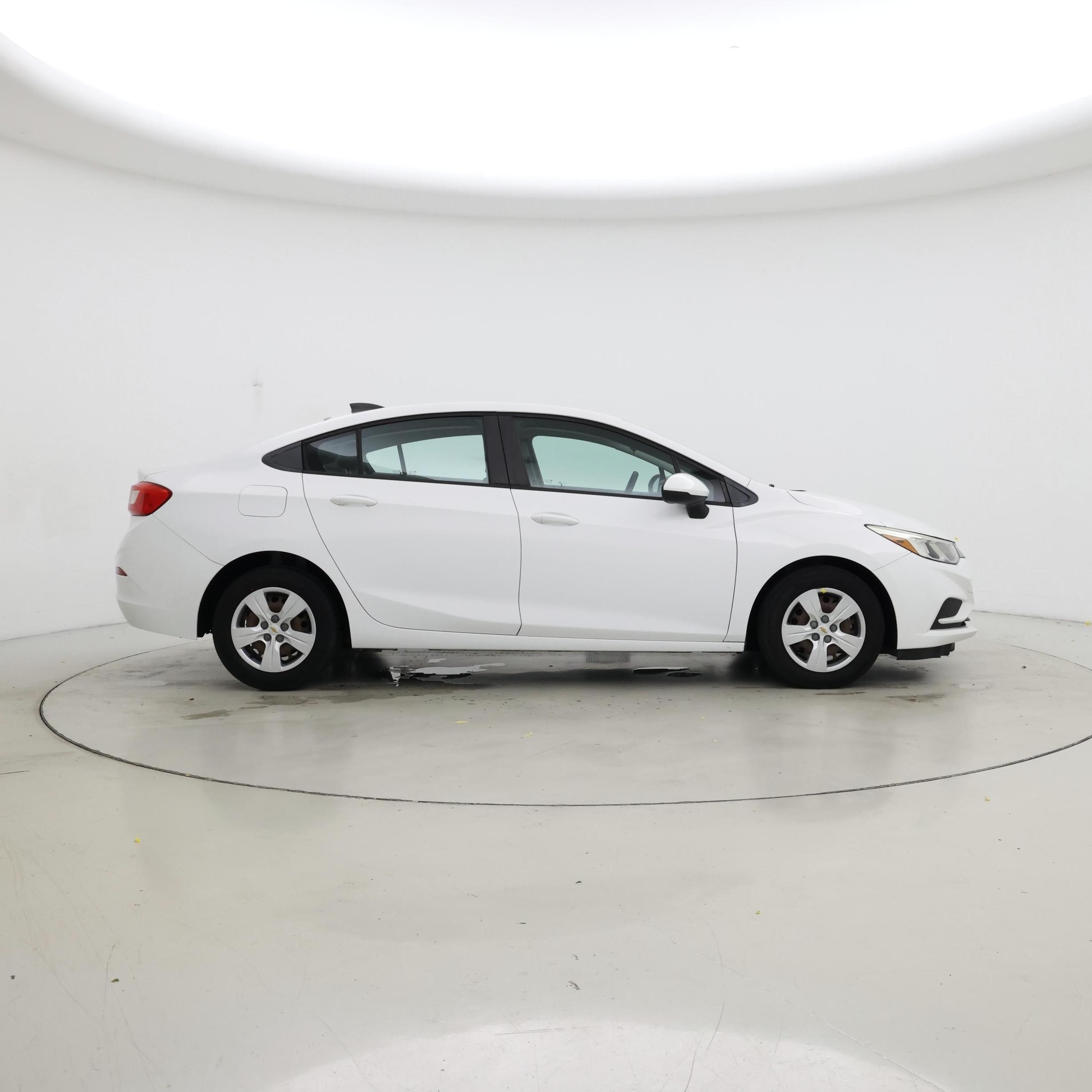 Thumbnail: 2018 Chevrolet Cruze - 7