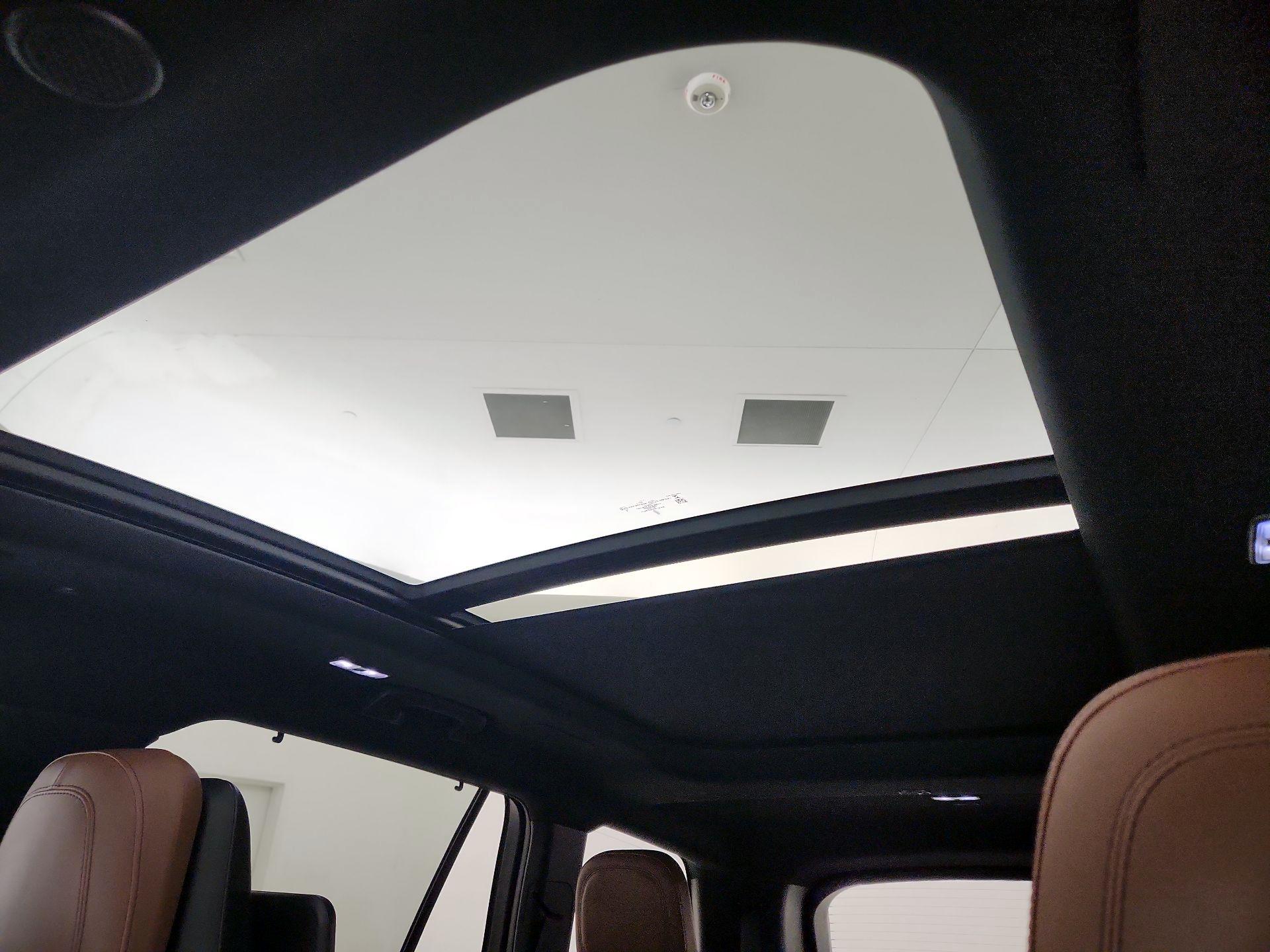 Thumbnail: 2023 Lincoln Aviator - 20
