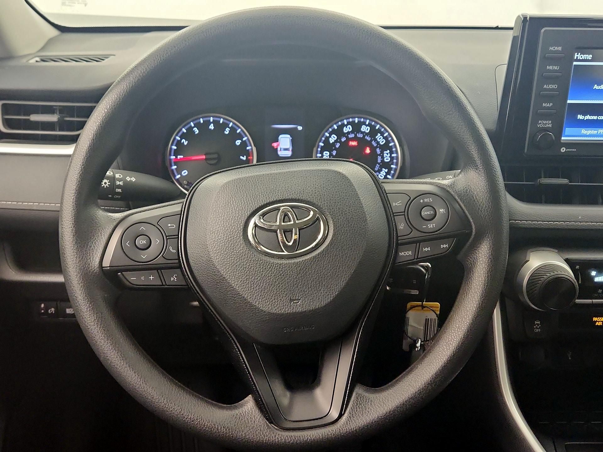 Thumbnail: 2021 Toyota RAV4 - 10