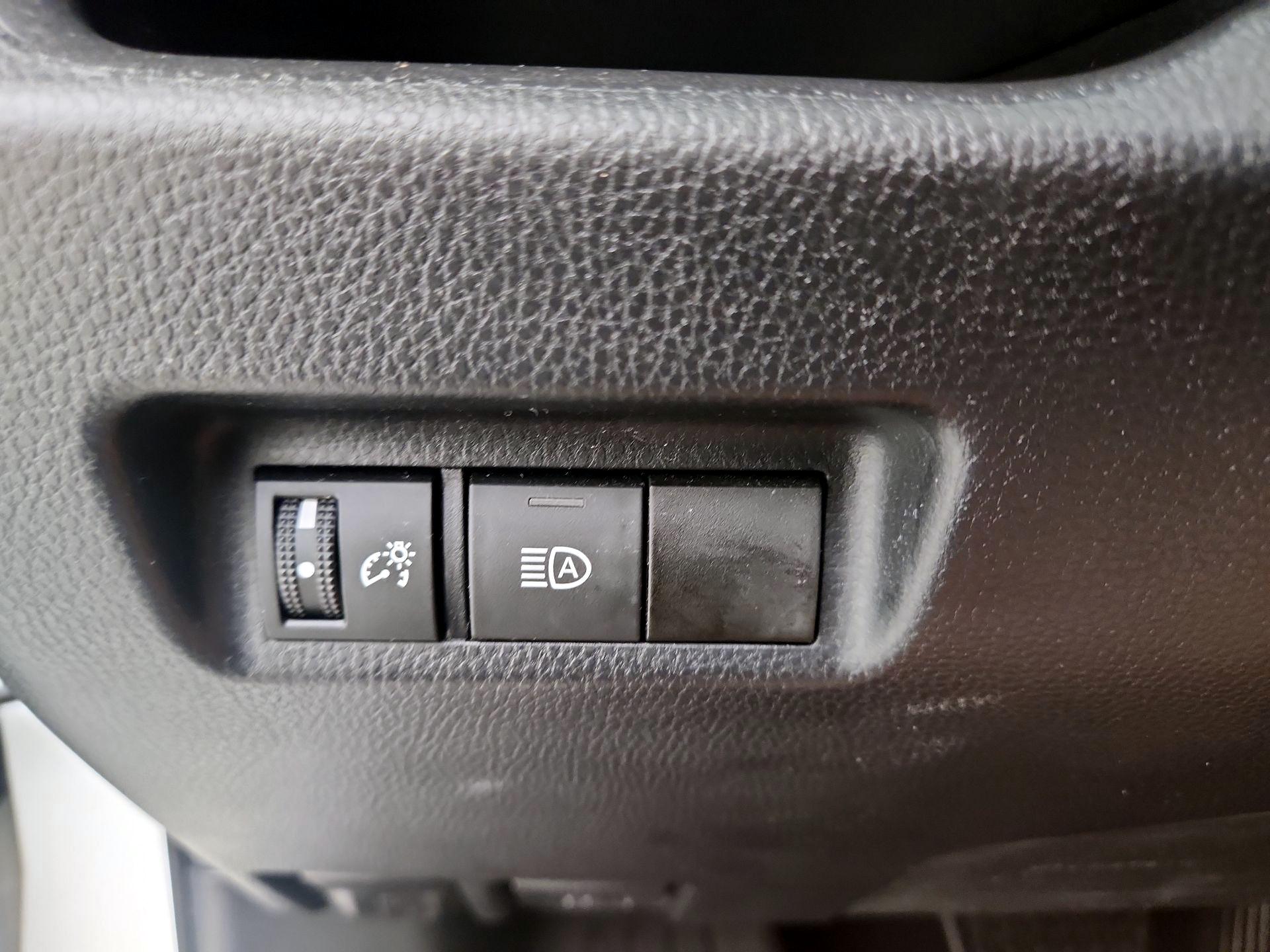 Thumbnail: 2021 Toyota RAV4 - 13