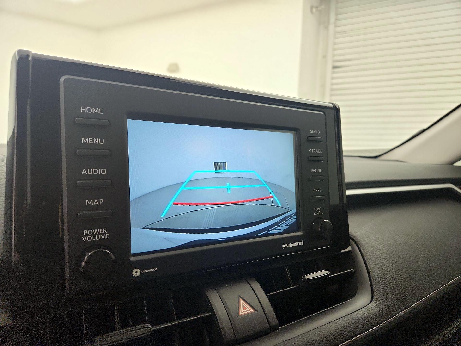 Thumbnail: 2021 Toyota RAV4 - 14