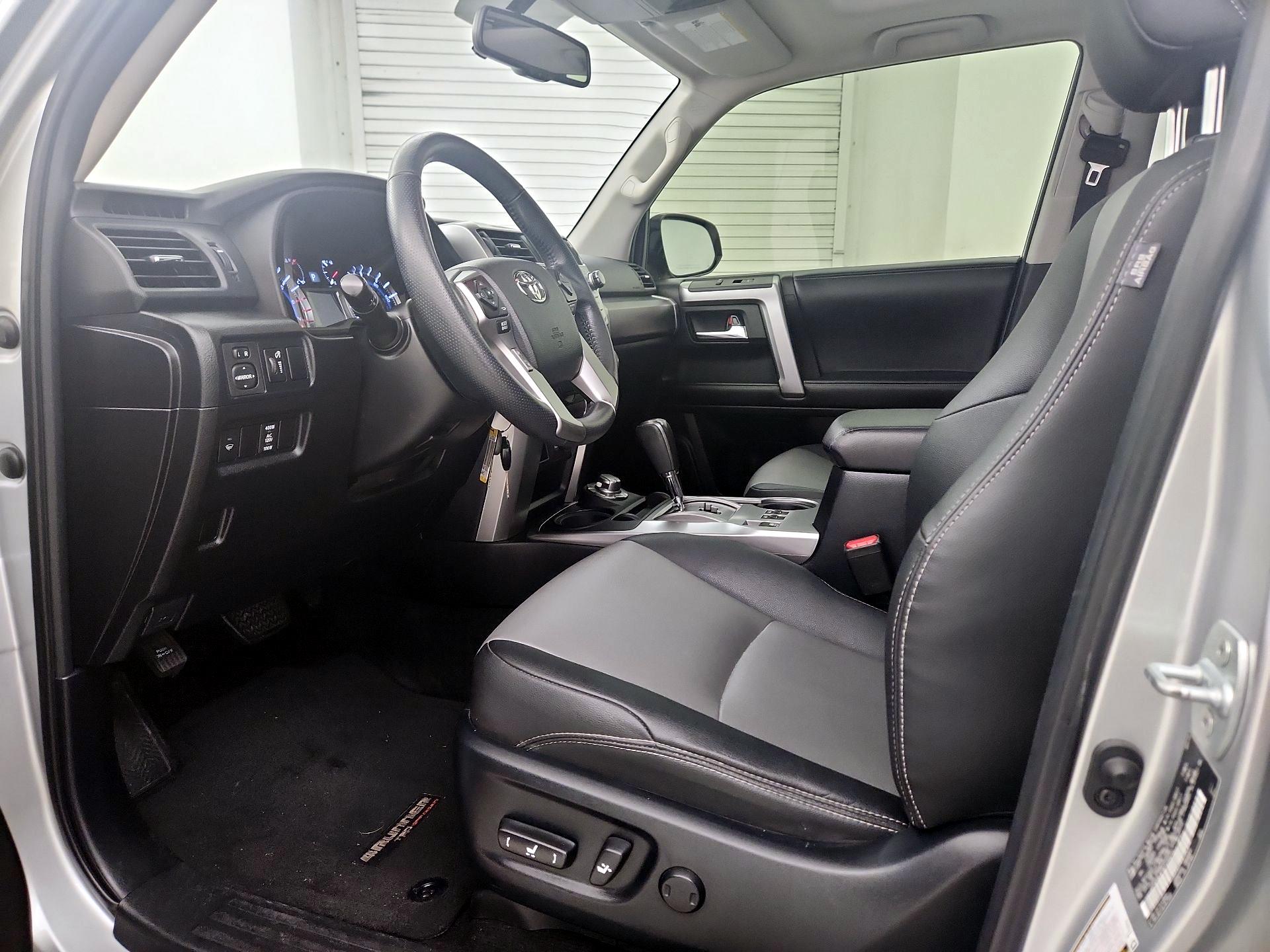 Thumbnail: 2019 Toyota 4Runner - 11