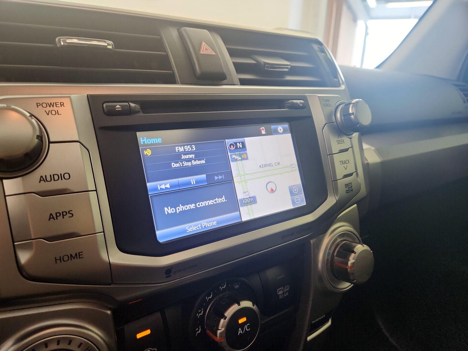 Thumbnail: 2019 Toyota 4Runner - 16