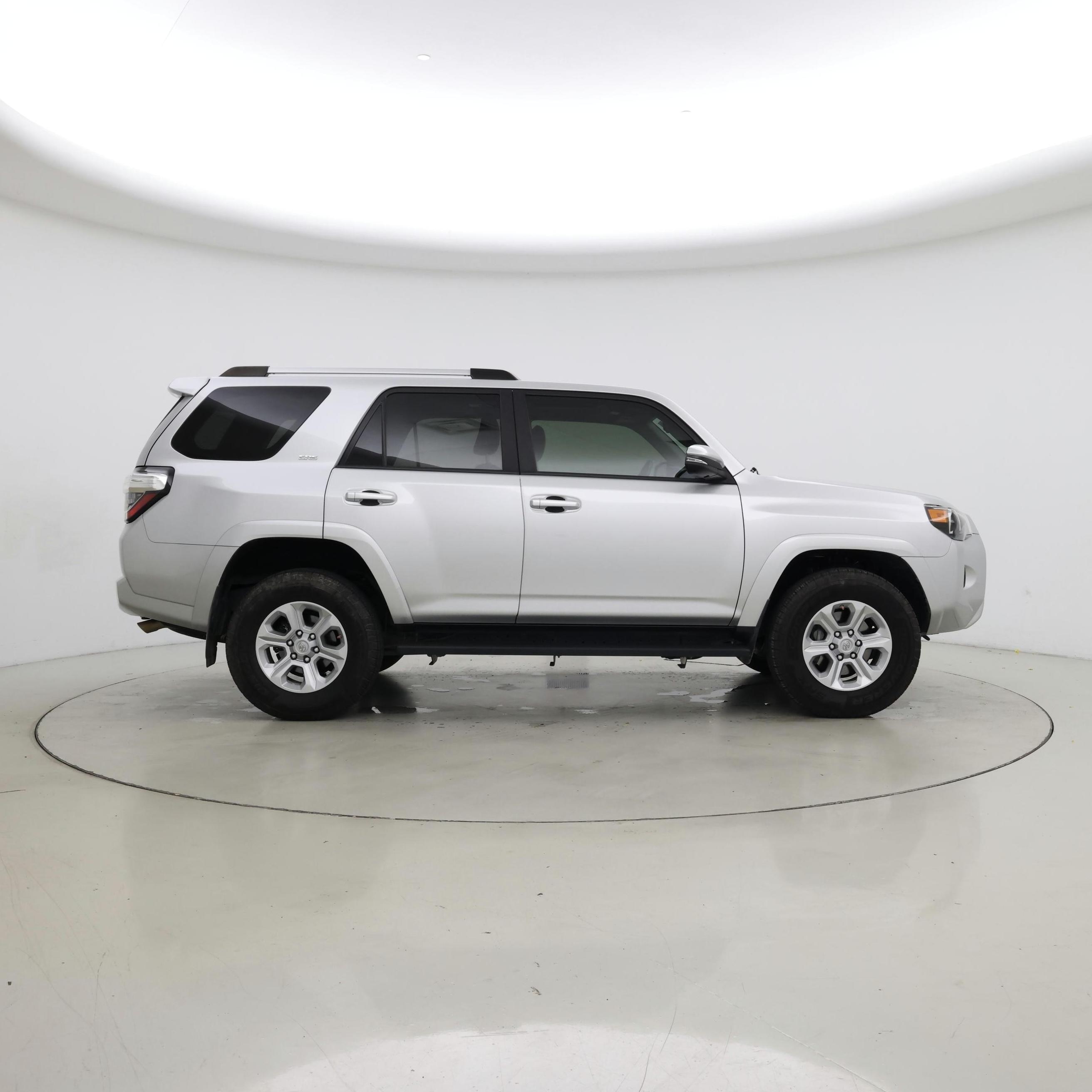 Thumbnail: 2019 Toyota 4Runner - 7
