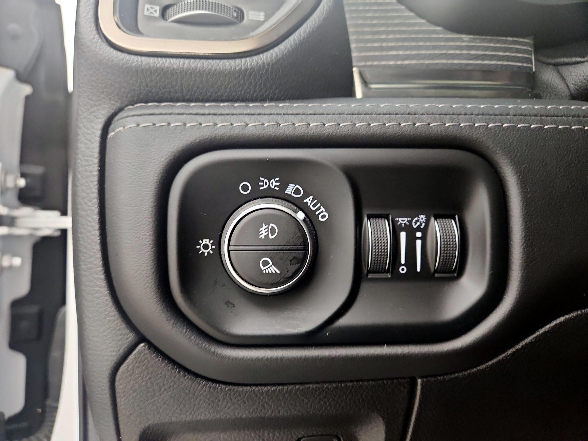 Thumbnail: 2021 RAM 1500 - 13