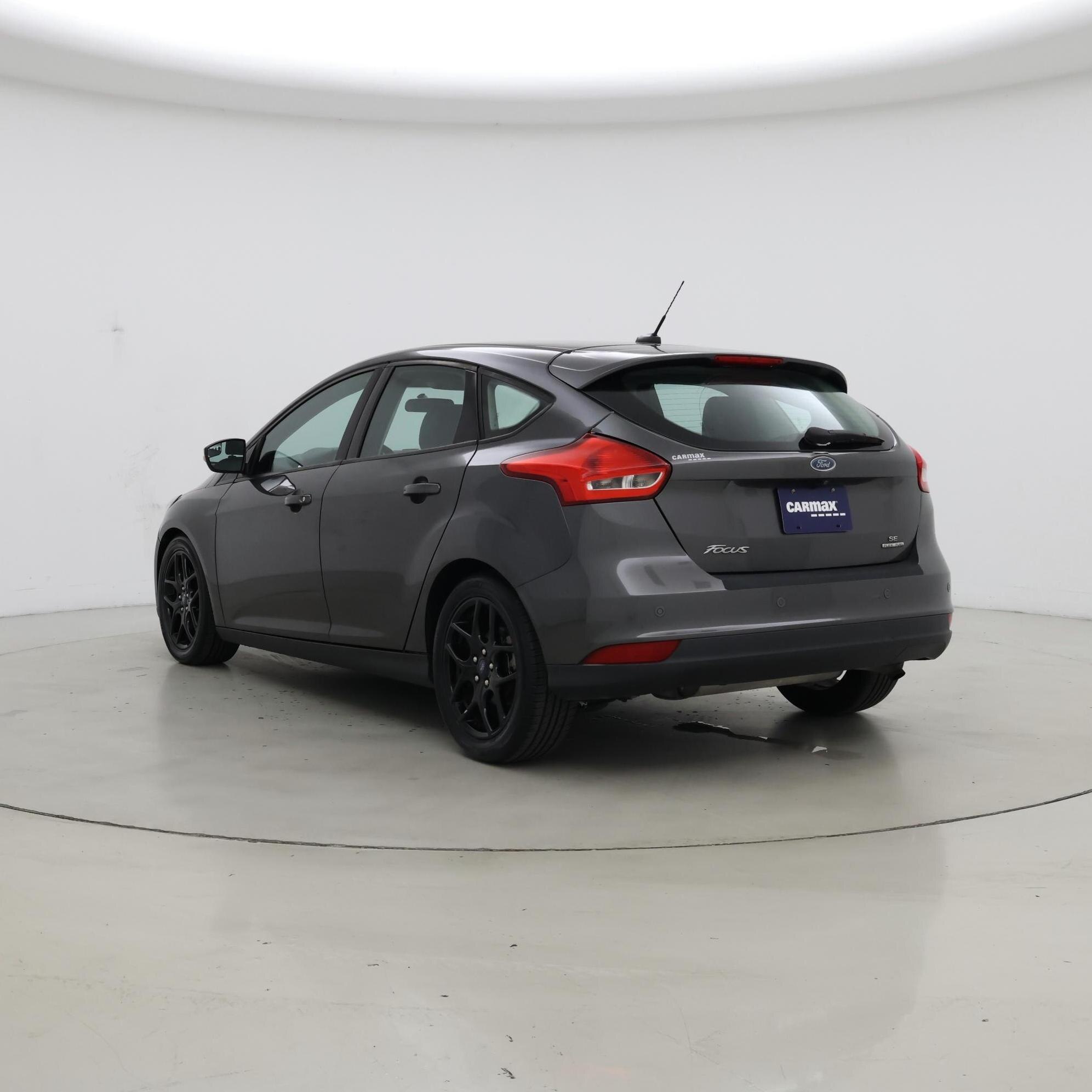 Thumbnail: 2016 Ford Focus - 2