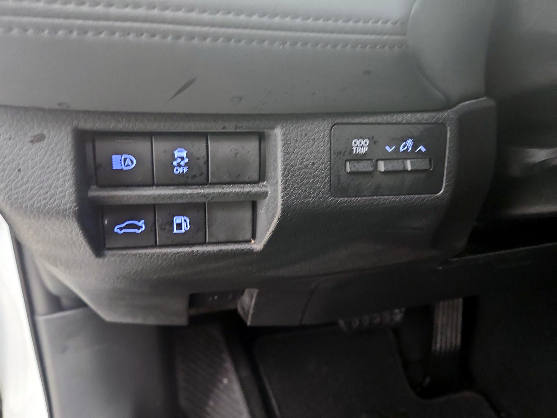 Thumbnail: 2019 Toyota Avalon - 13