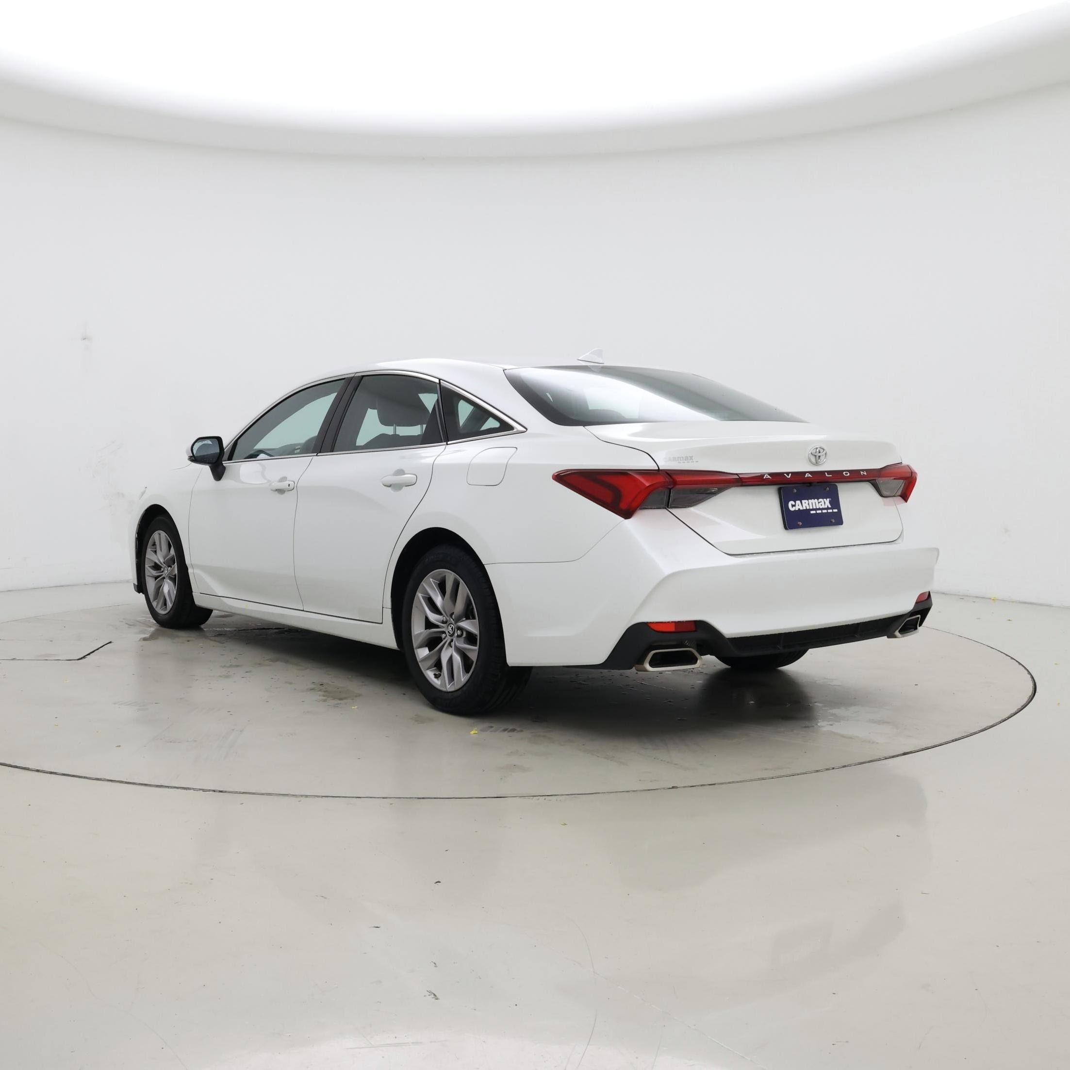Thumbnail: 2019 Toyota Avalon - 2