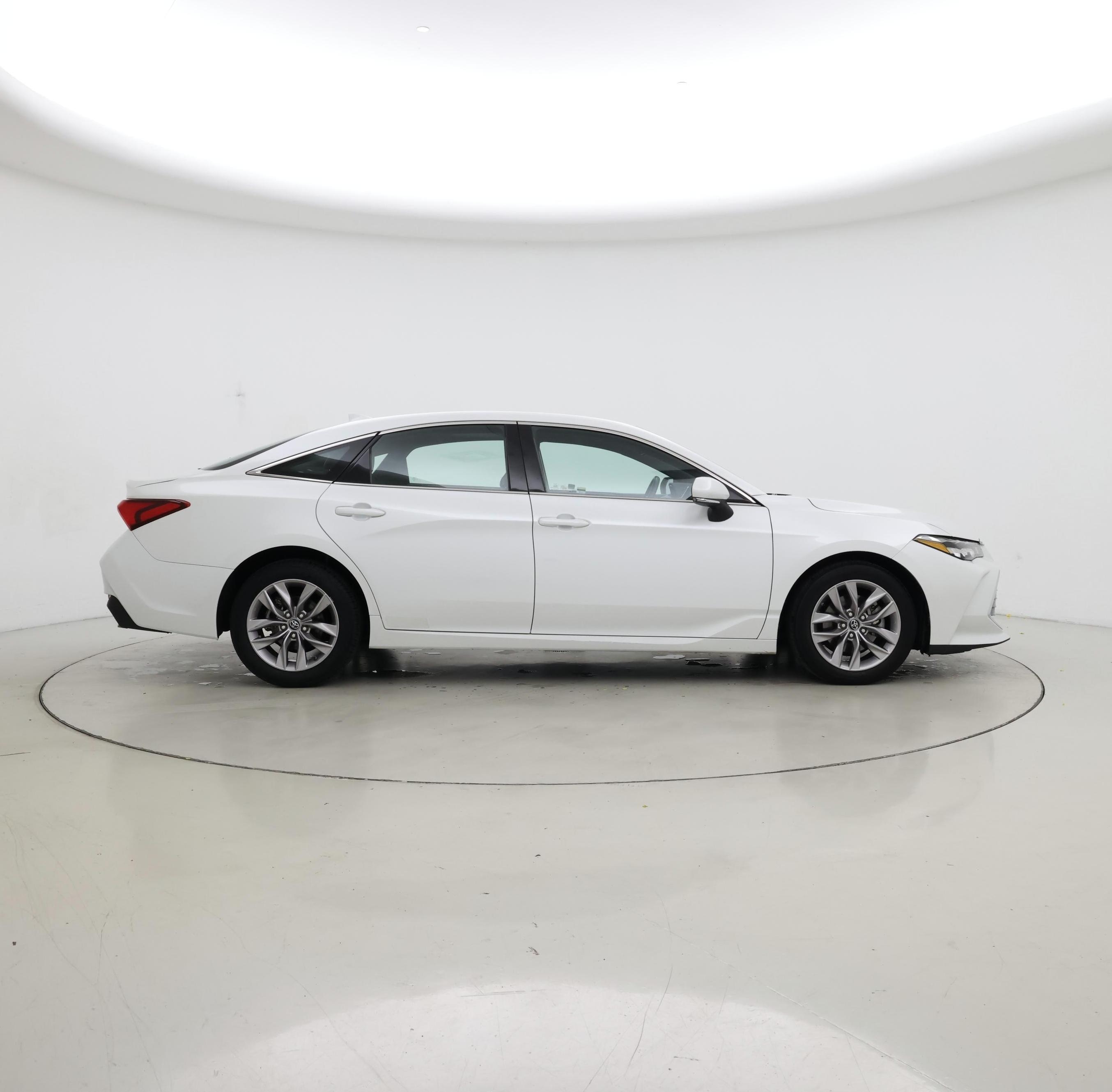 Thumbnail: 2019 Toyota Avalon - 7