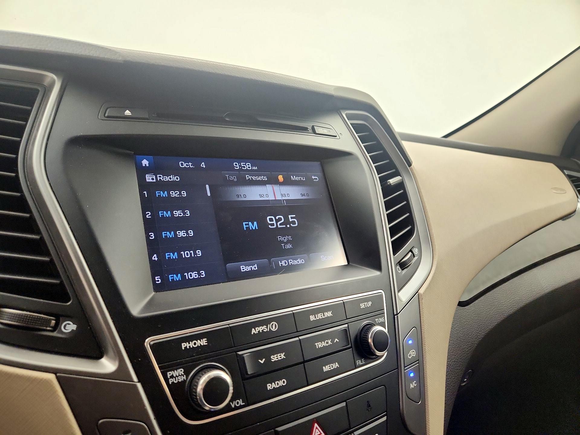Thumbnail: 2017 Hyundai Santa Fe - 15