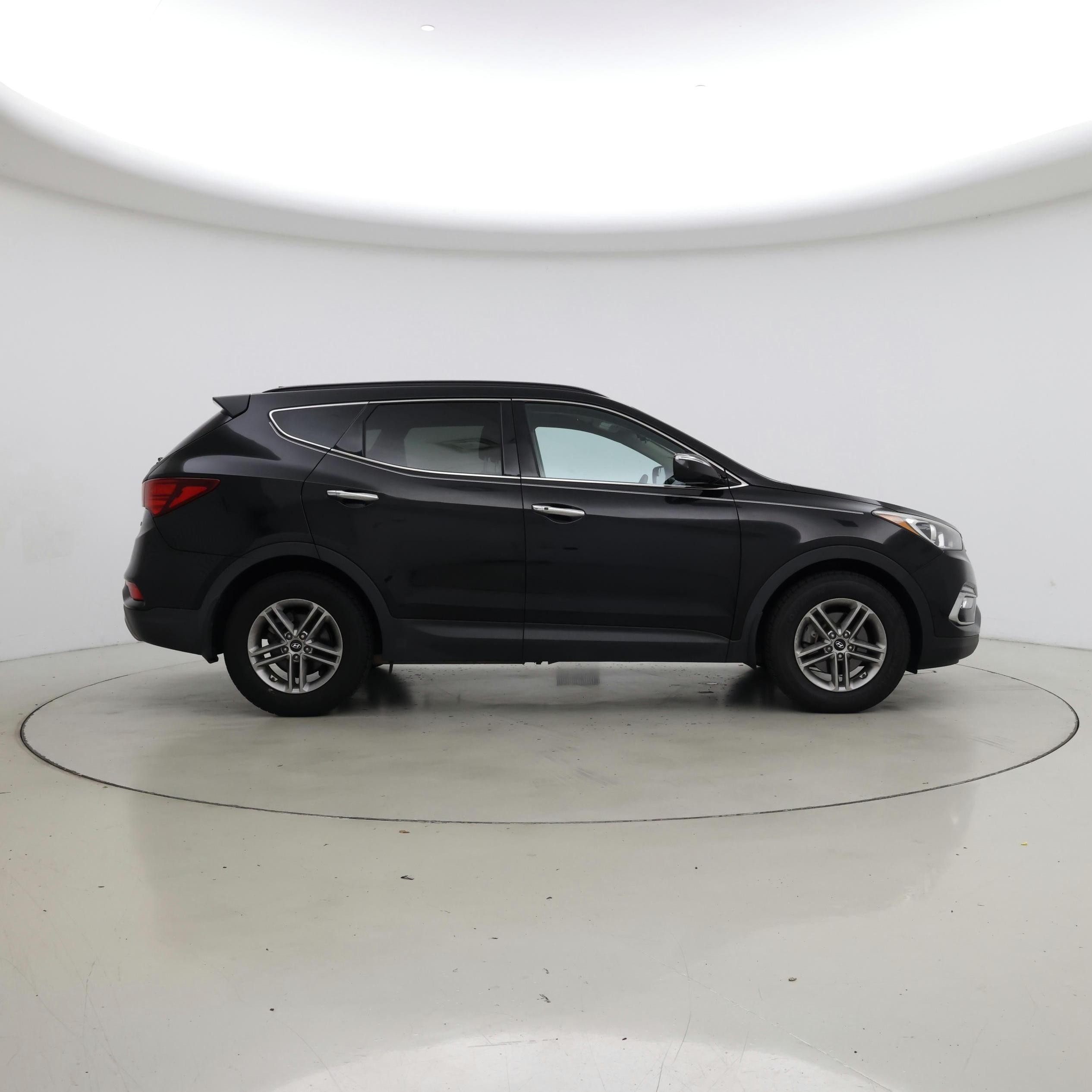 Thumbnail: 2017 Hyundai Santa Fe - 7