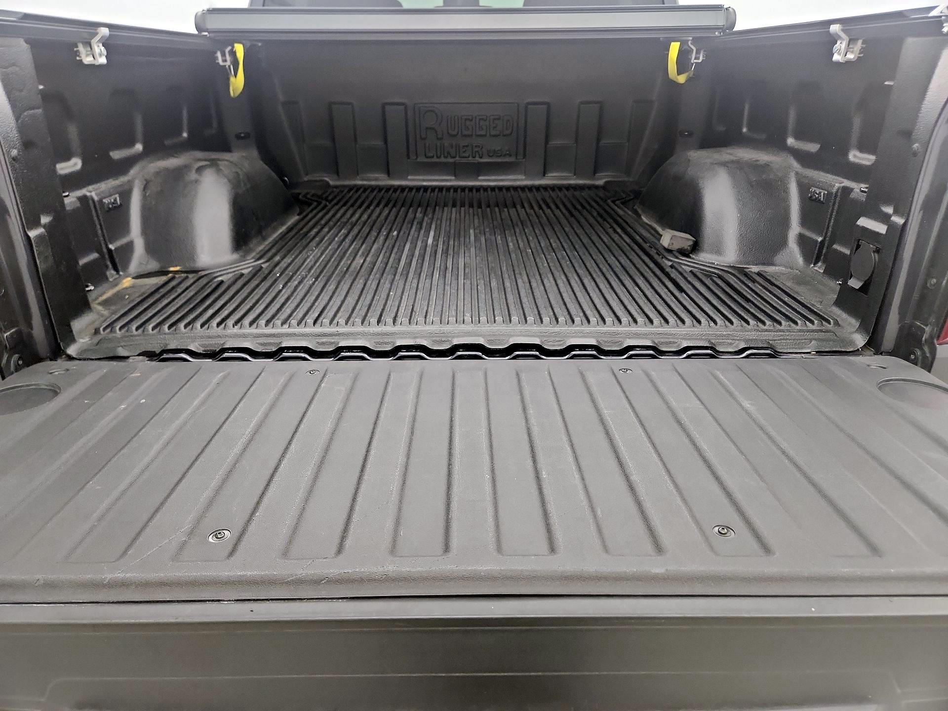 Thumbnail: 2023 Chevrolet Silverado 1500 - 20