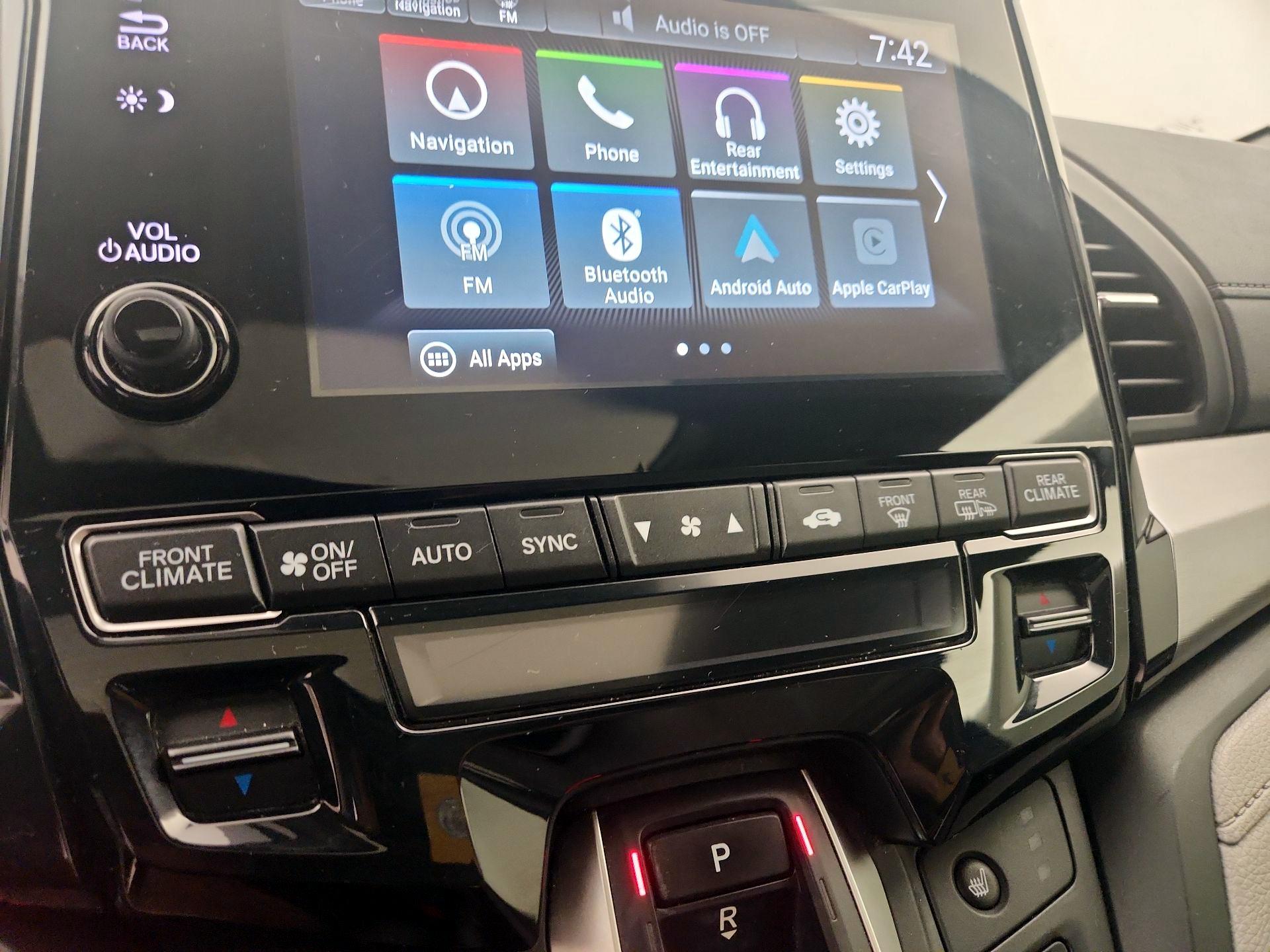 Thumbnail: 2020 Honda Odyssey - 16