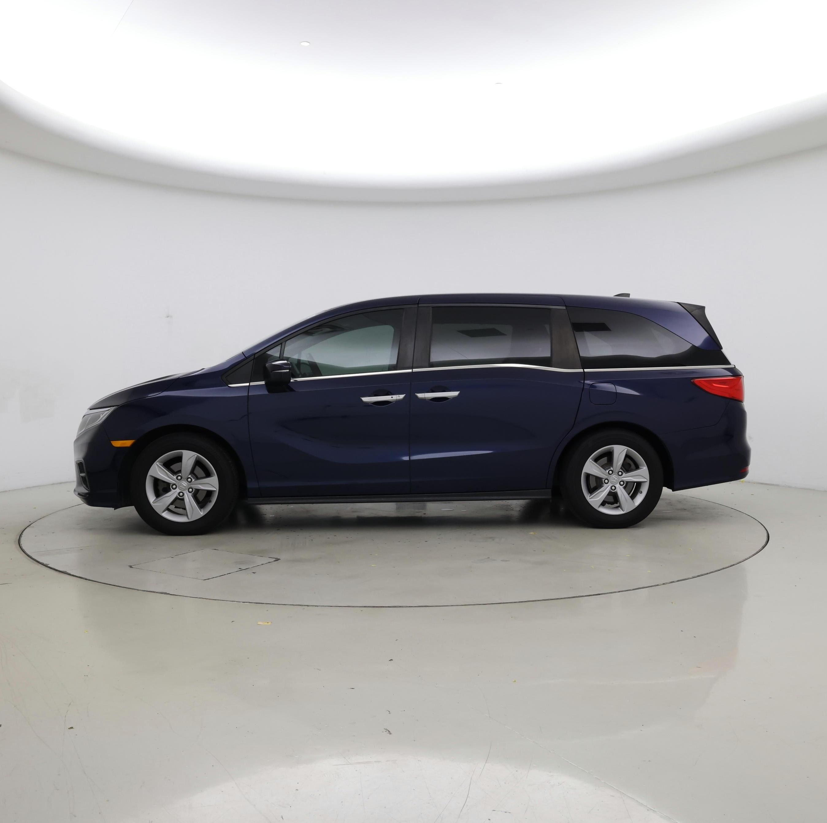Thumbnail: 2020 Honda Odyssey - 3