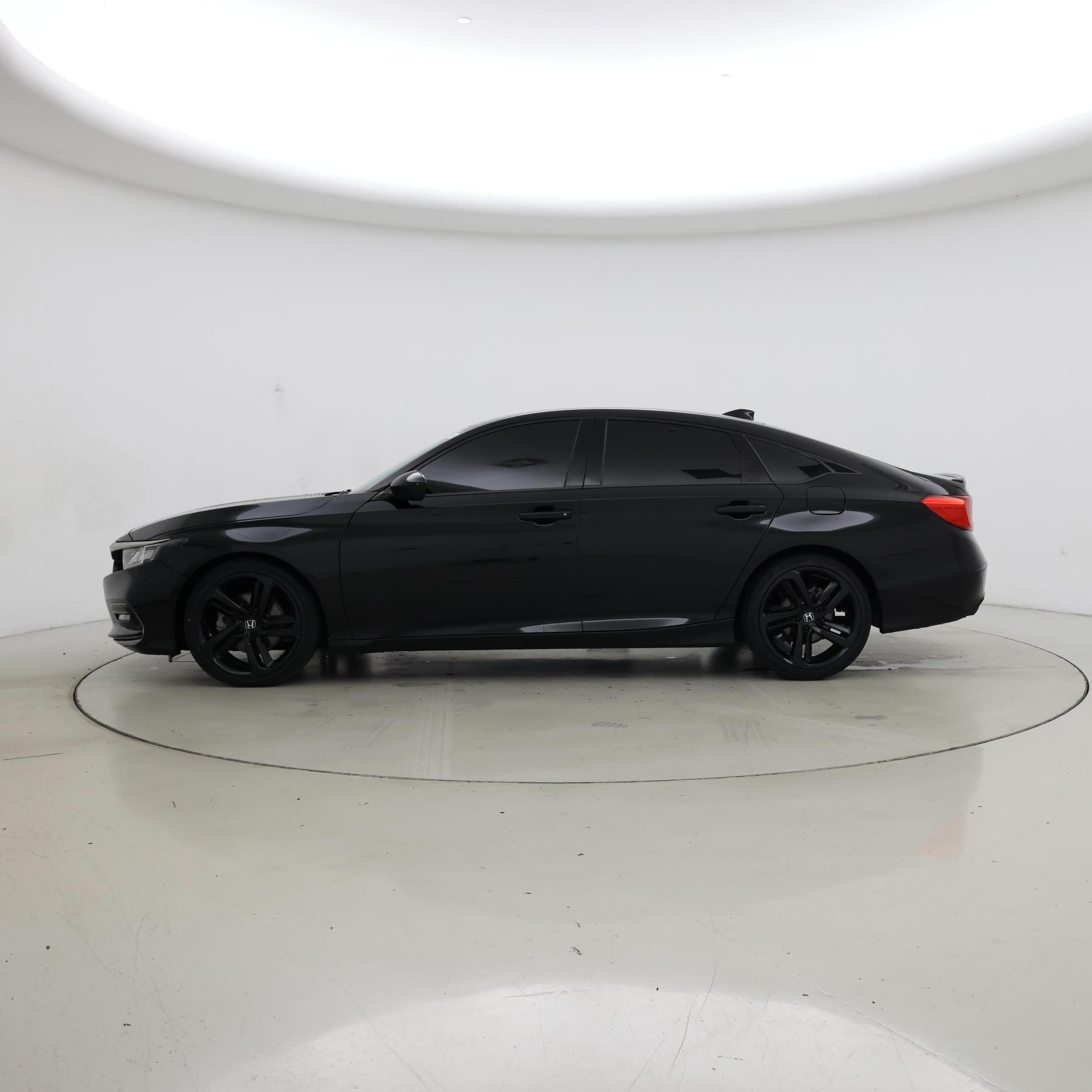 Thumbnail: 2019 Honda Accord - 3