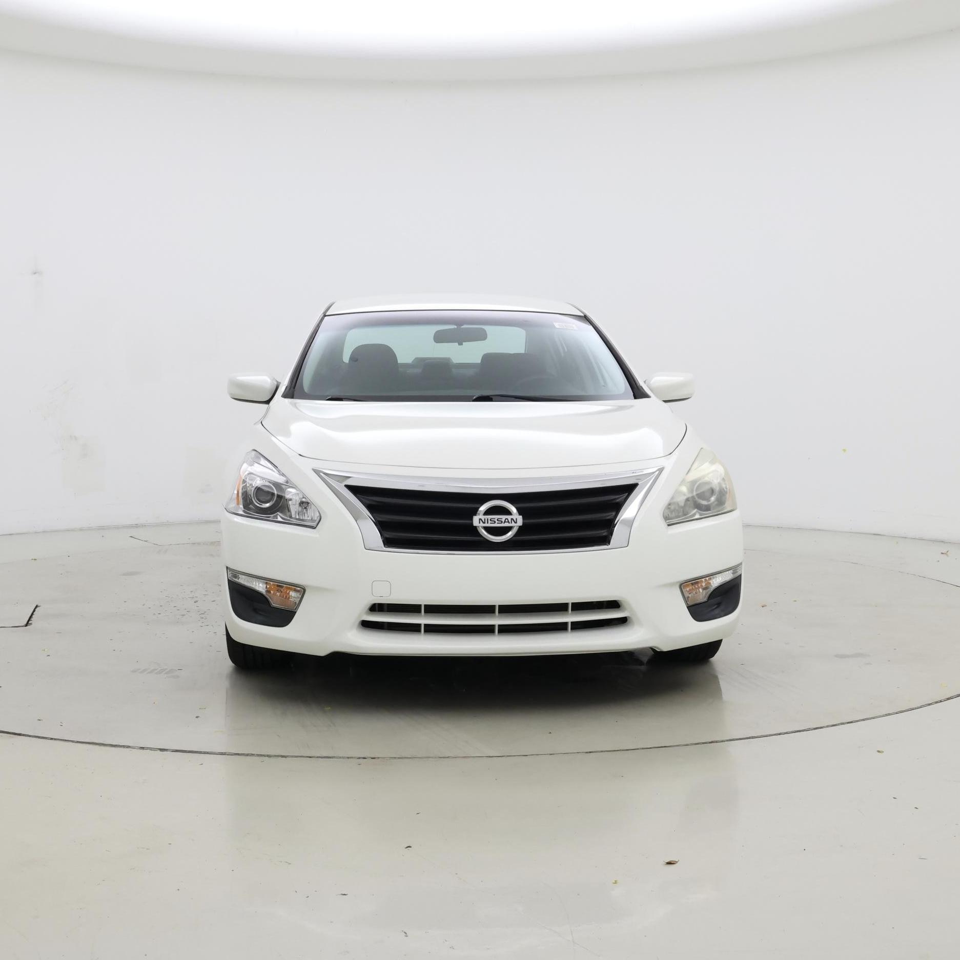 Thumbnail: 2015 Nissan Altima - 5