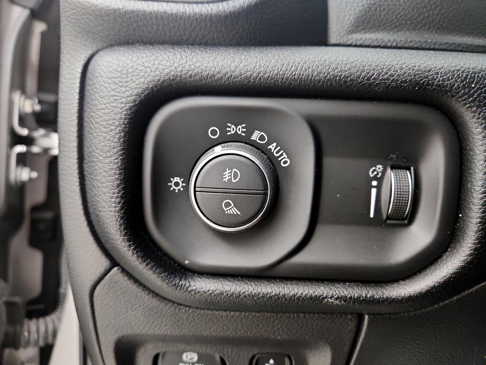 Thumbnail: 2022 RAM 1500 - 13