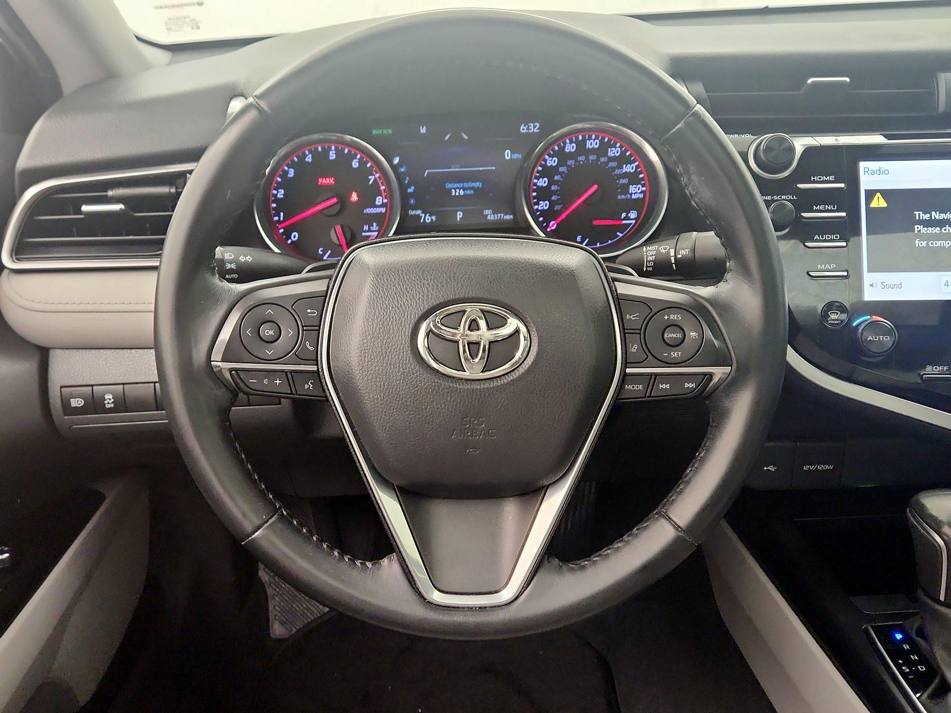 Thumbnail: 2020 Toyota Camry - 10