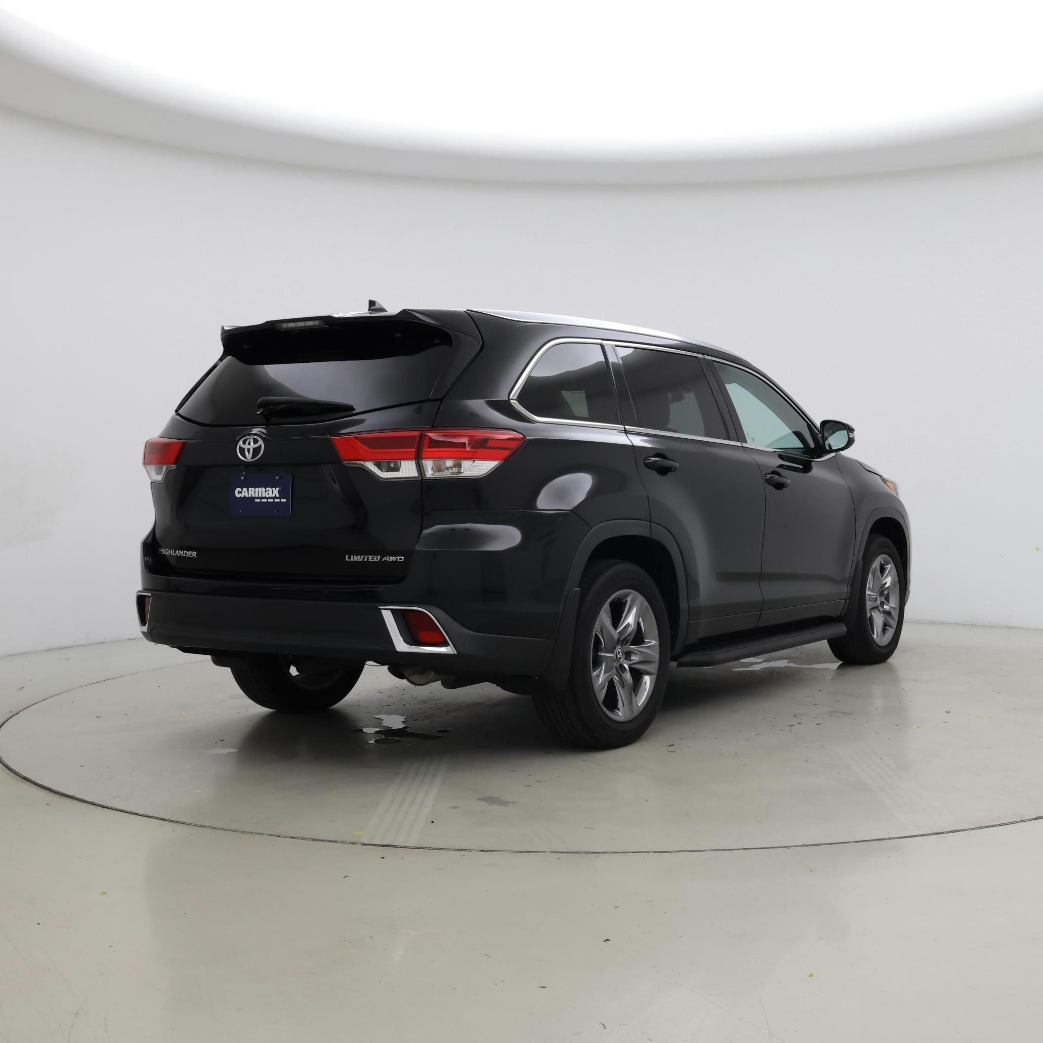 Thumbnail: 2019 Toyota Highlander - 8