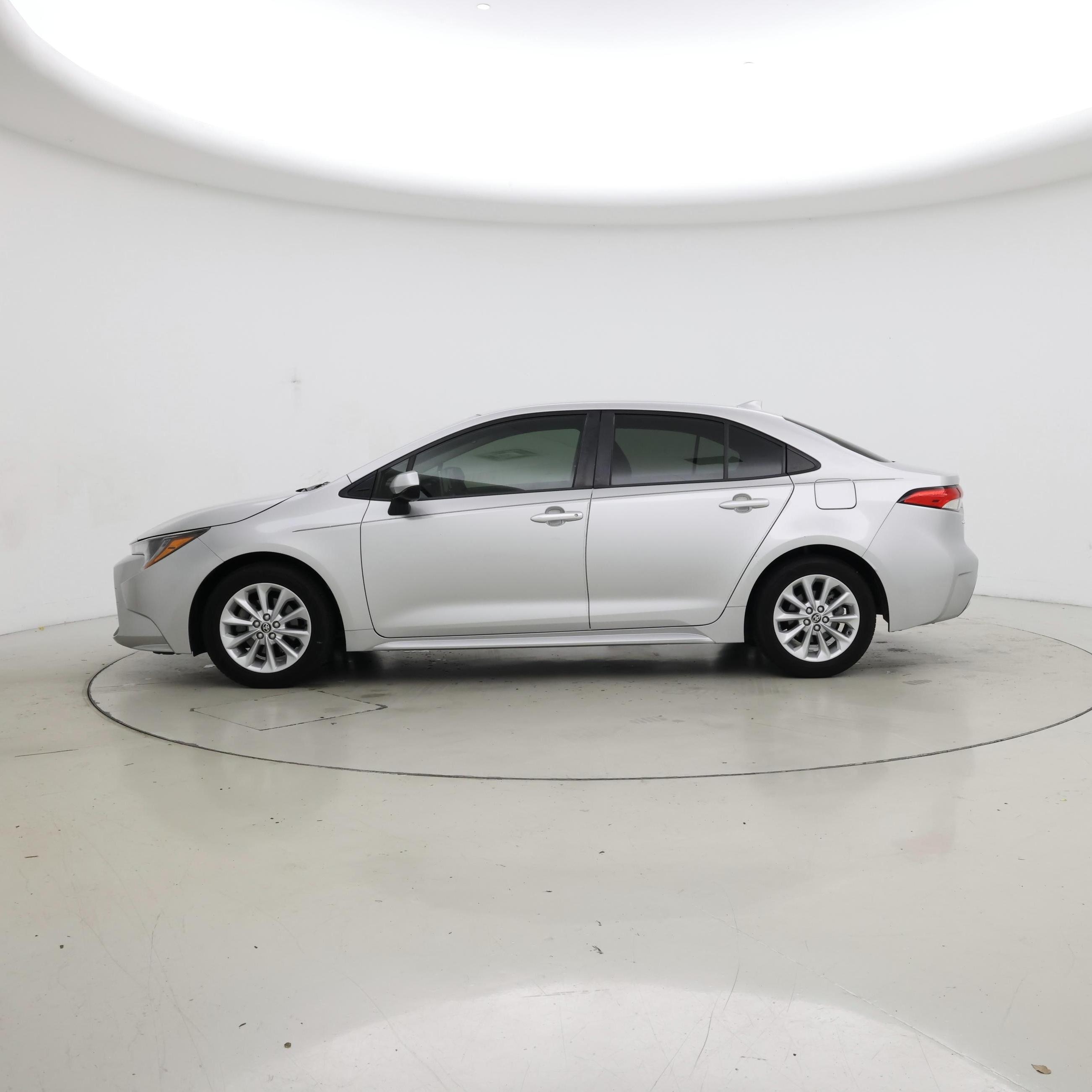 Thumbnail: 2020 Toyota Corolla - 3