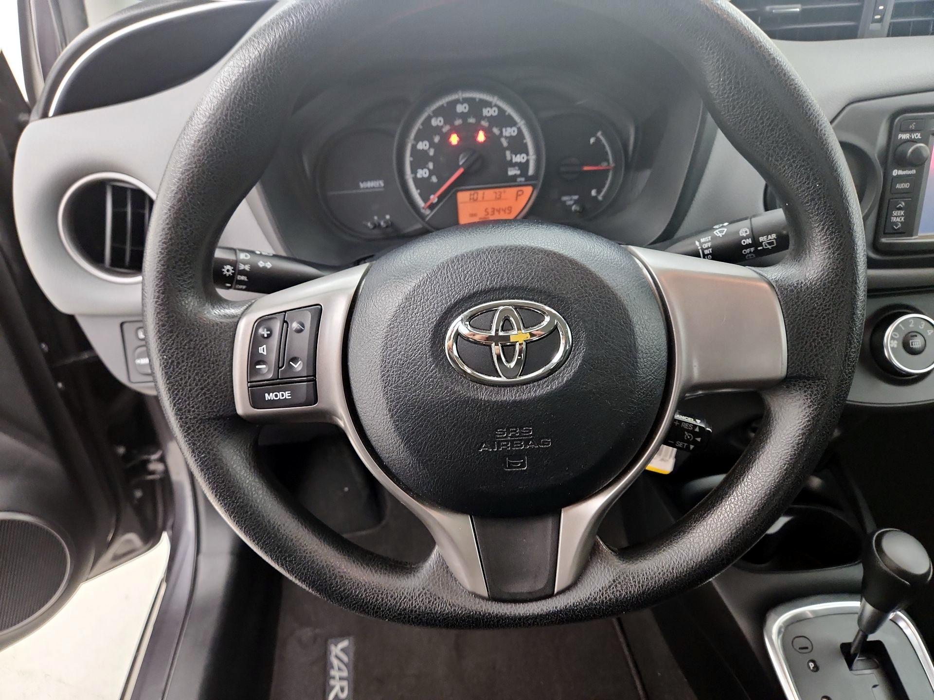 Thumbnail: 2015 Toyota Yaris - 10