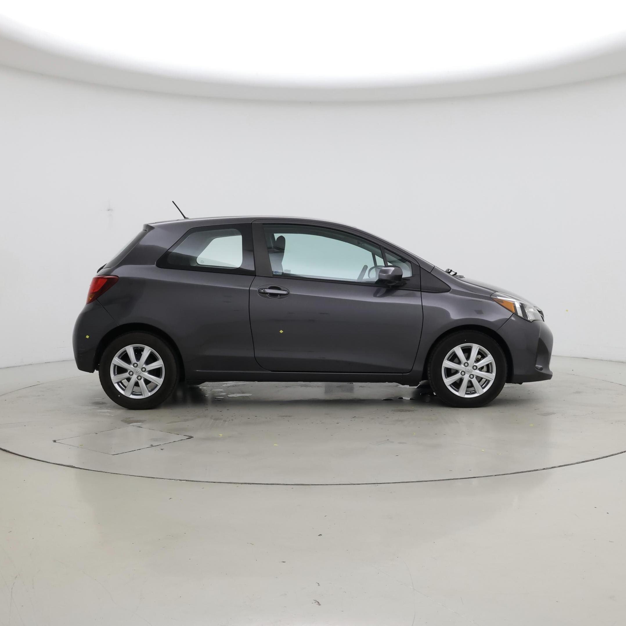 Thumbnail: 2015 Toyota Yaris - 7