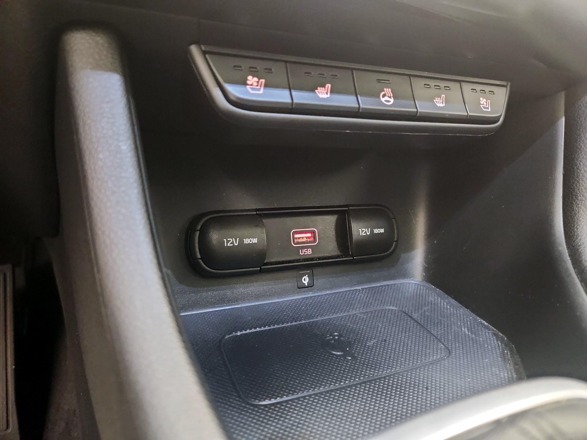 Thumbnail: 2021 Kia Sportage - 18