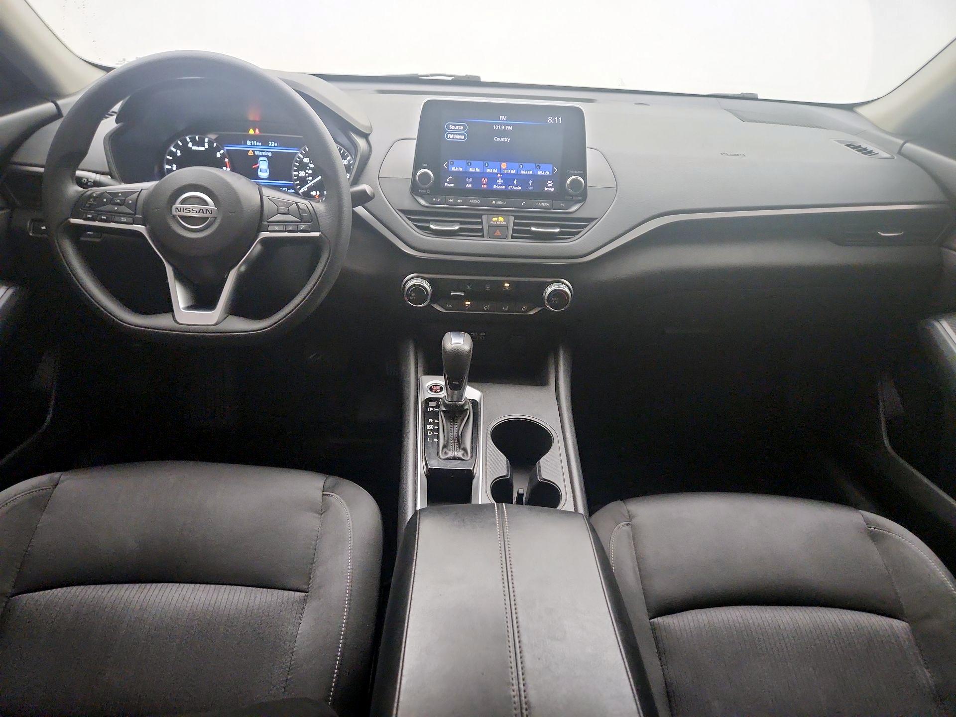 Thumbnail: 2020 Nissan Altima - 9