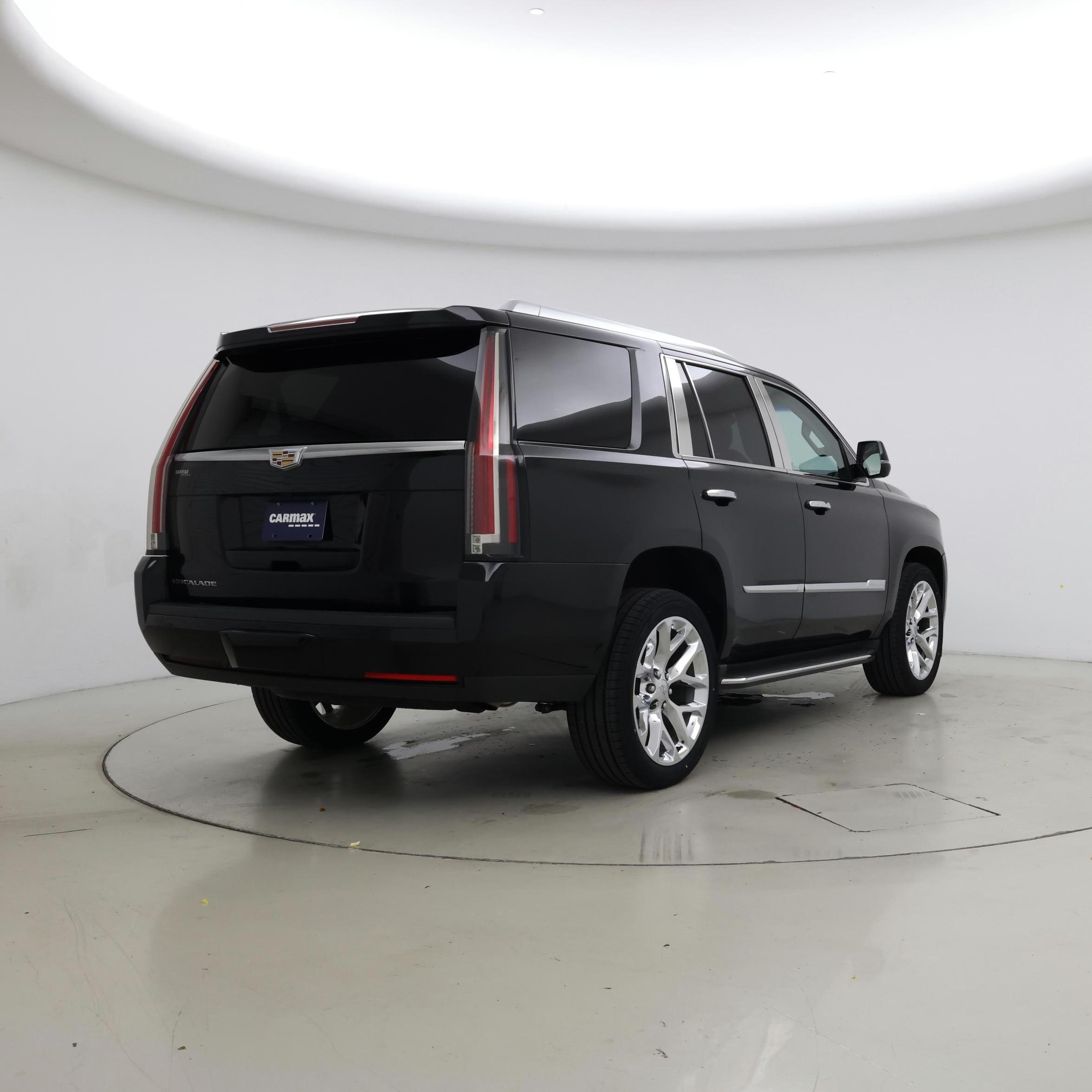 Thumbnail: 2016 Cadillac Escalade - 8