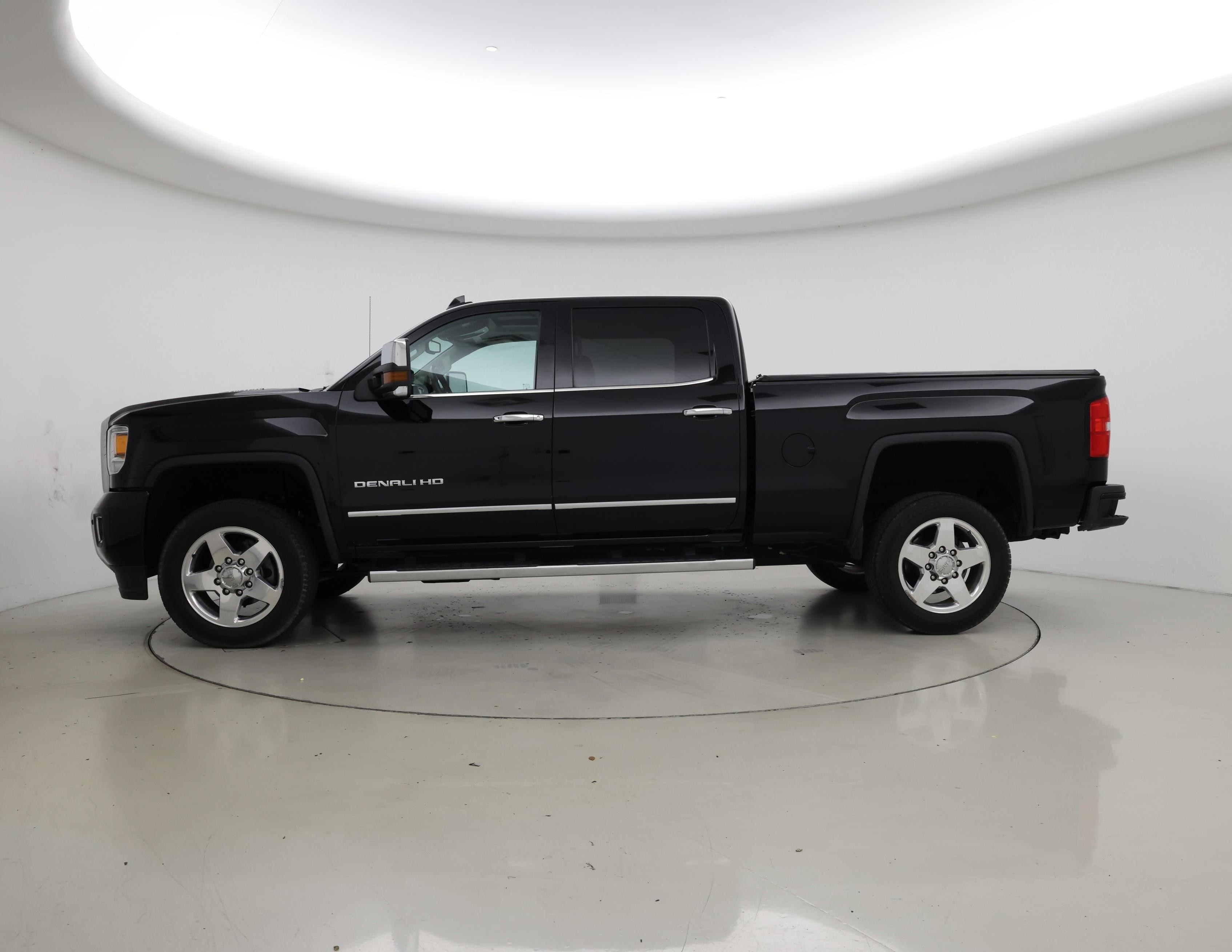 Thumbnail: 2015 GMC Sierra 2500 - 3