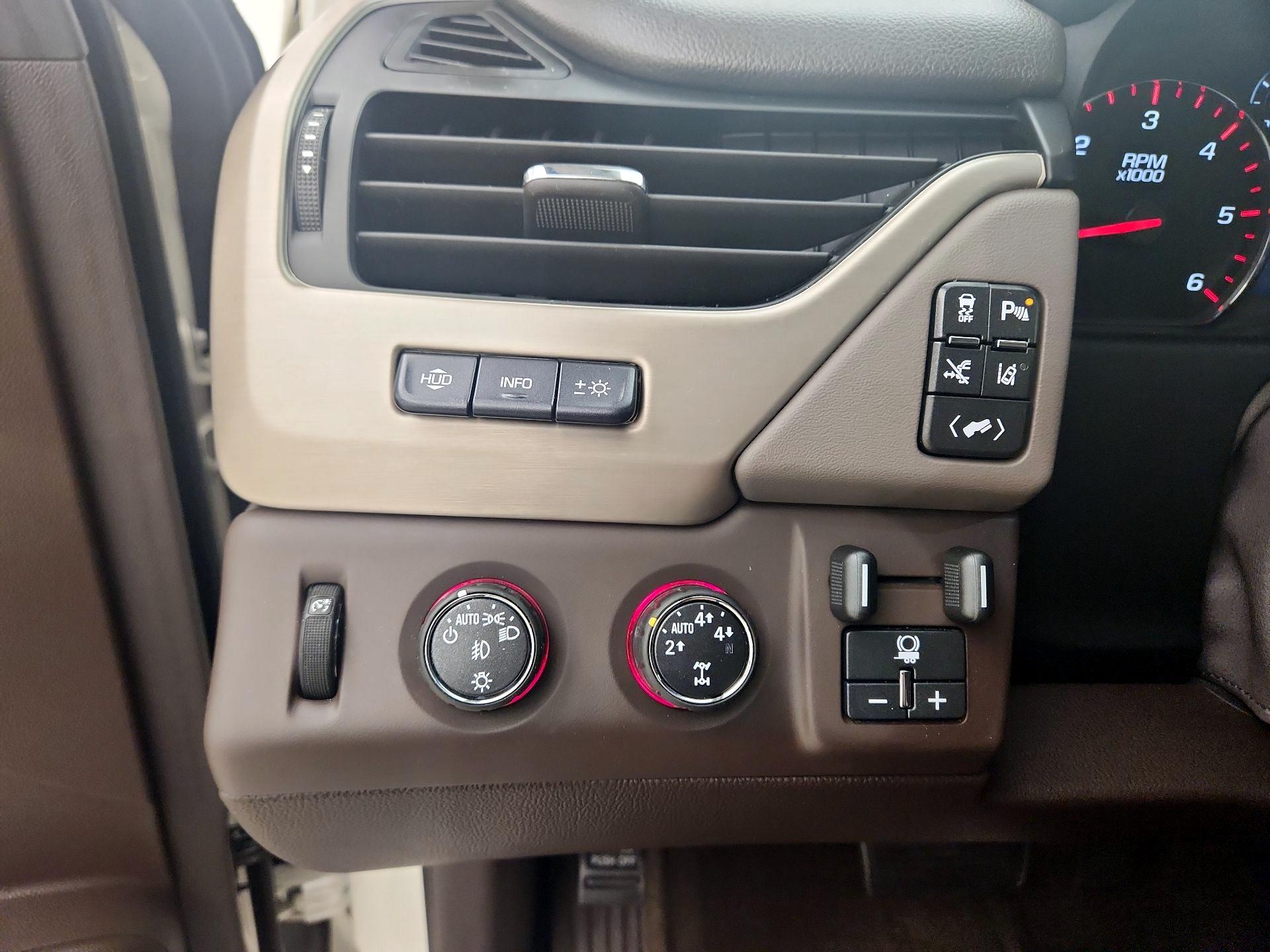 Thumbnail: 2015 GMC Yukon - 13