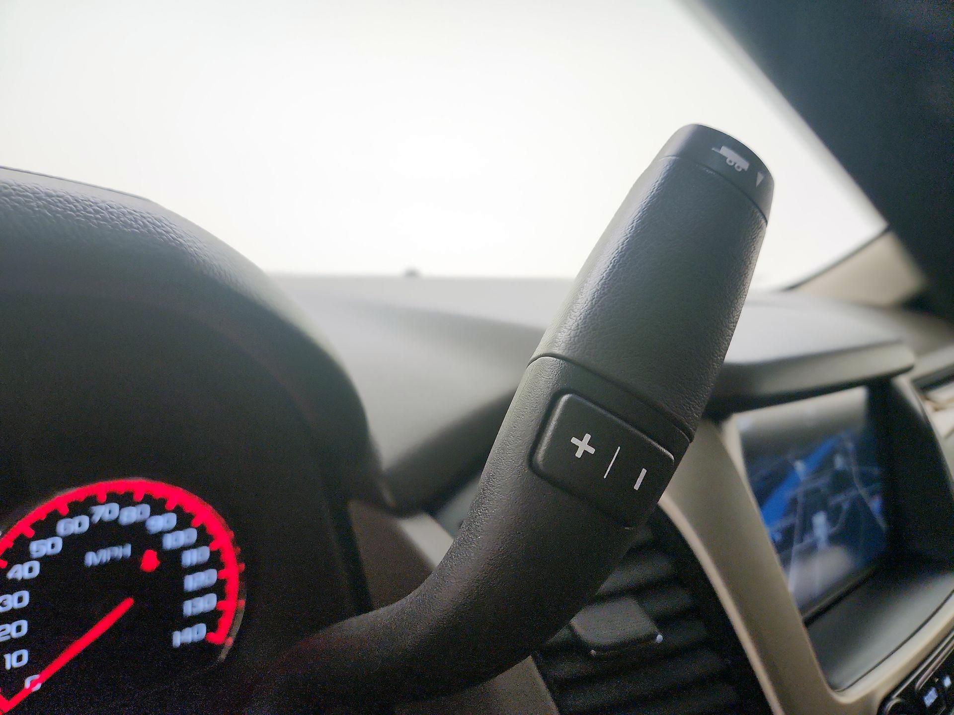 Thumbnail: 2015 GMC Yukon - 18