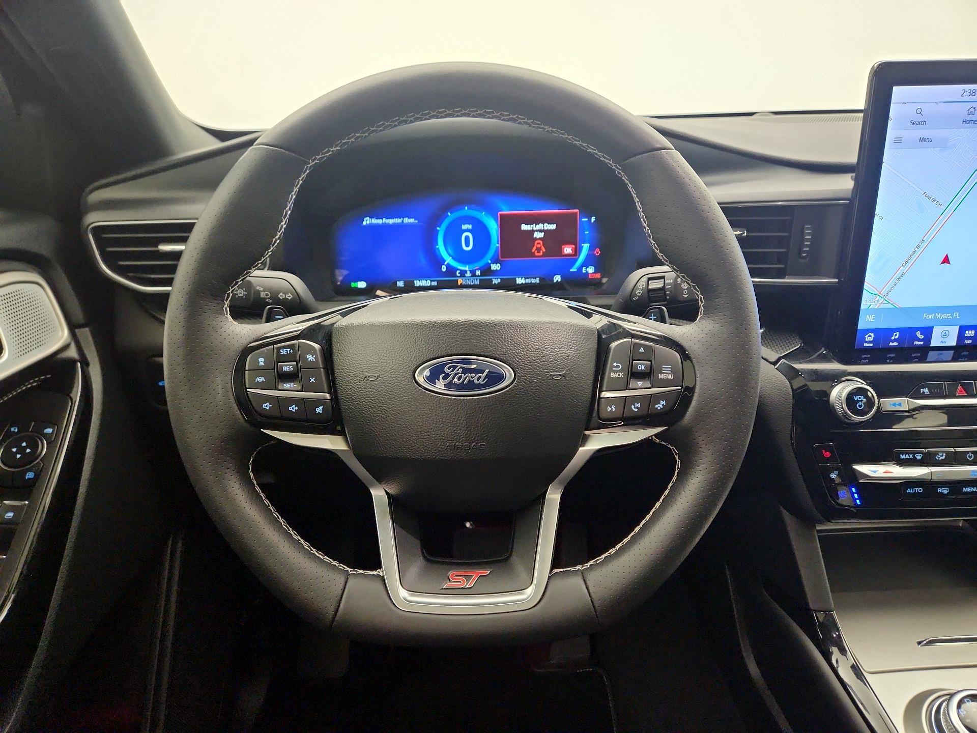 Thumbnail: 2023 Ford Explorer - 10