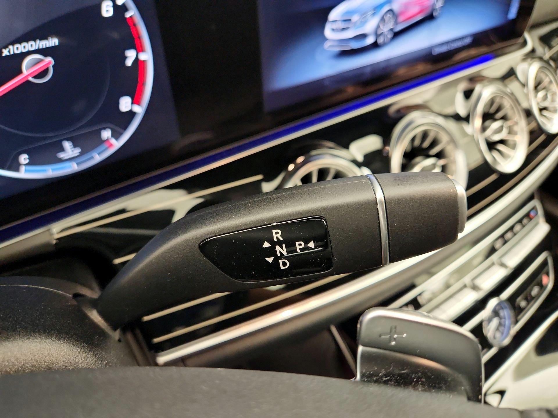 Thumbnail: 2018 Mercedes-Benz E-Class - 18