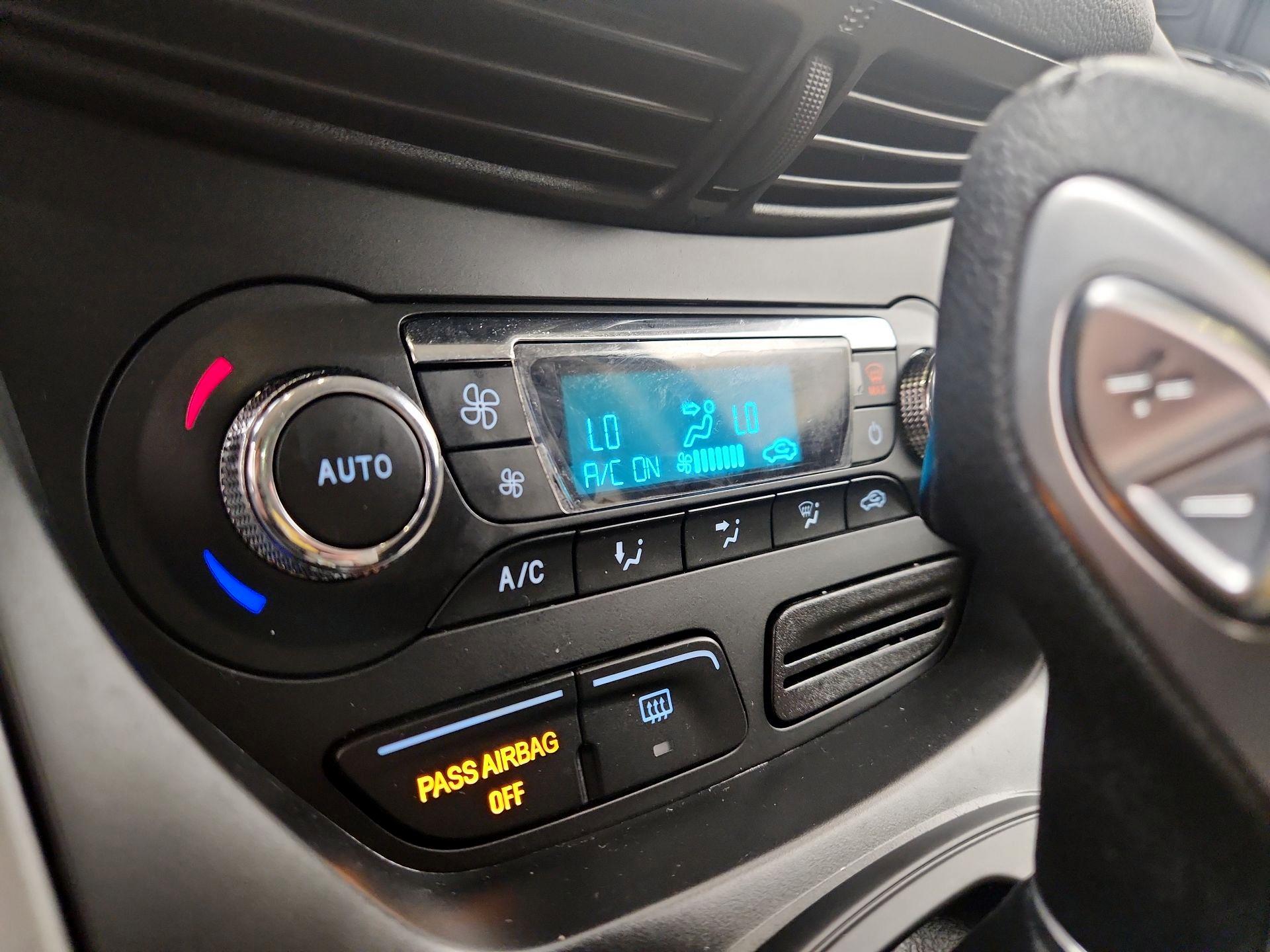 Thumbnail: 2016 Ford Escape - 16