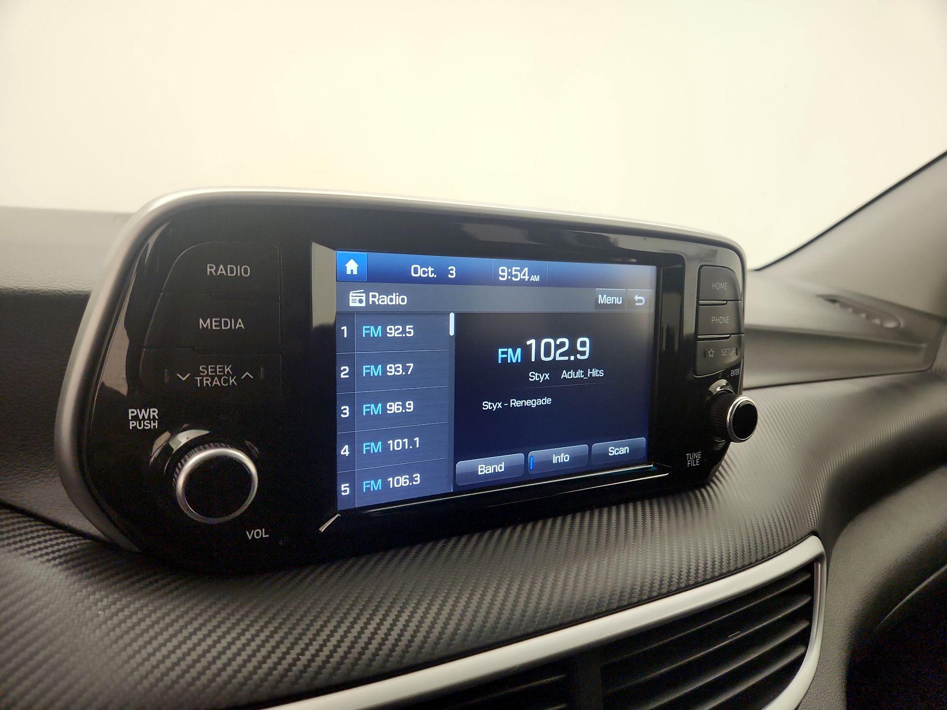 Thumbnail: 2019 Hyundai Tucson - 15