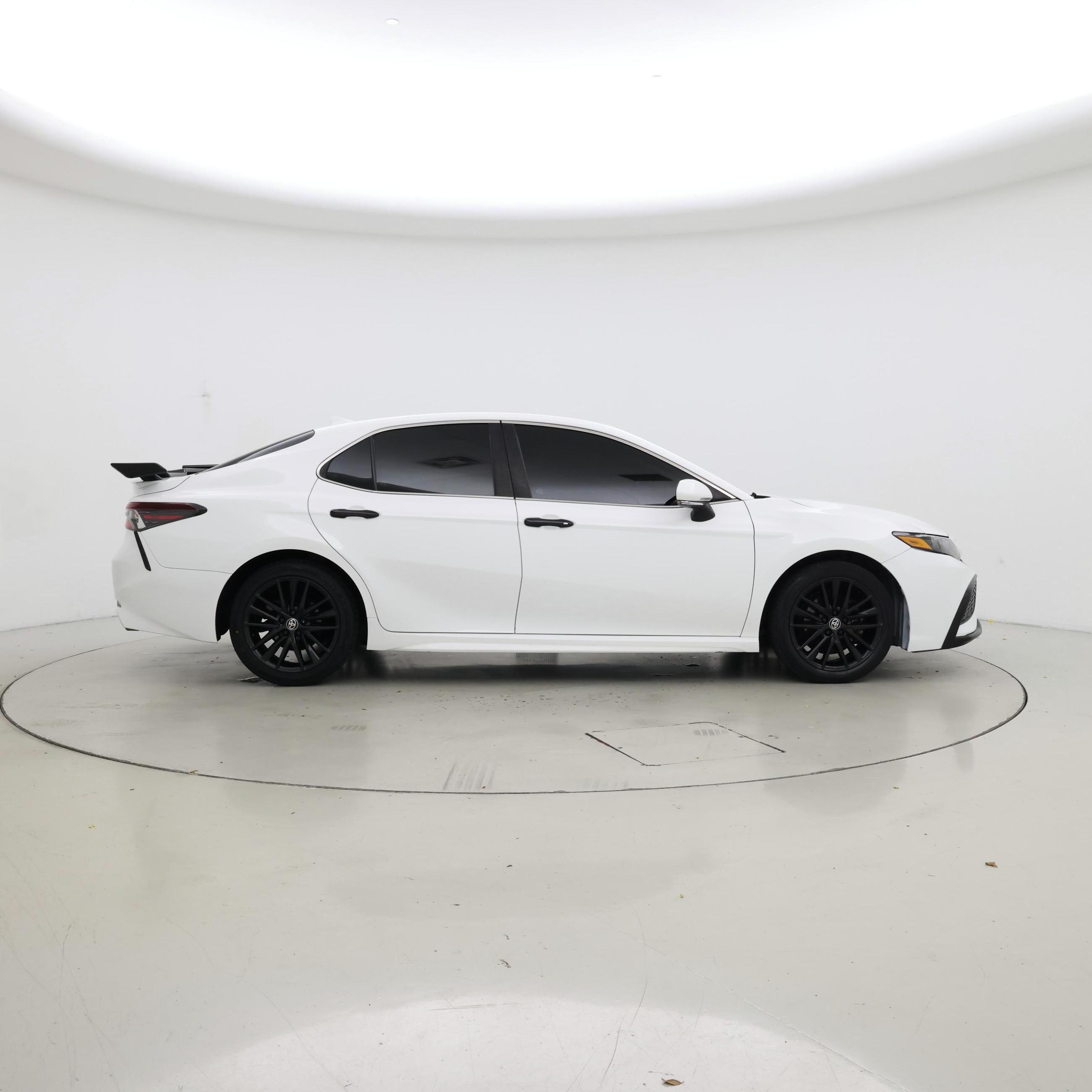 Thumbnail: 2023 Toyota Camry - 7