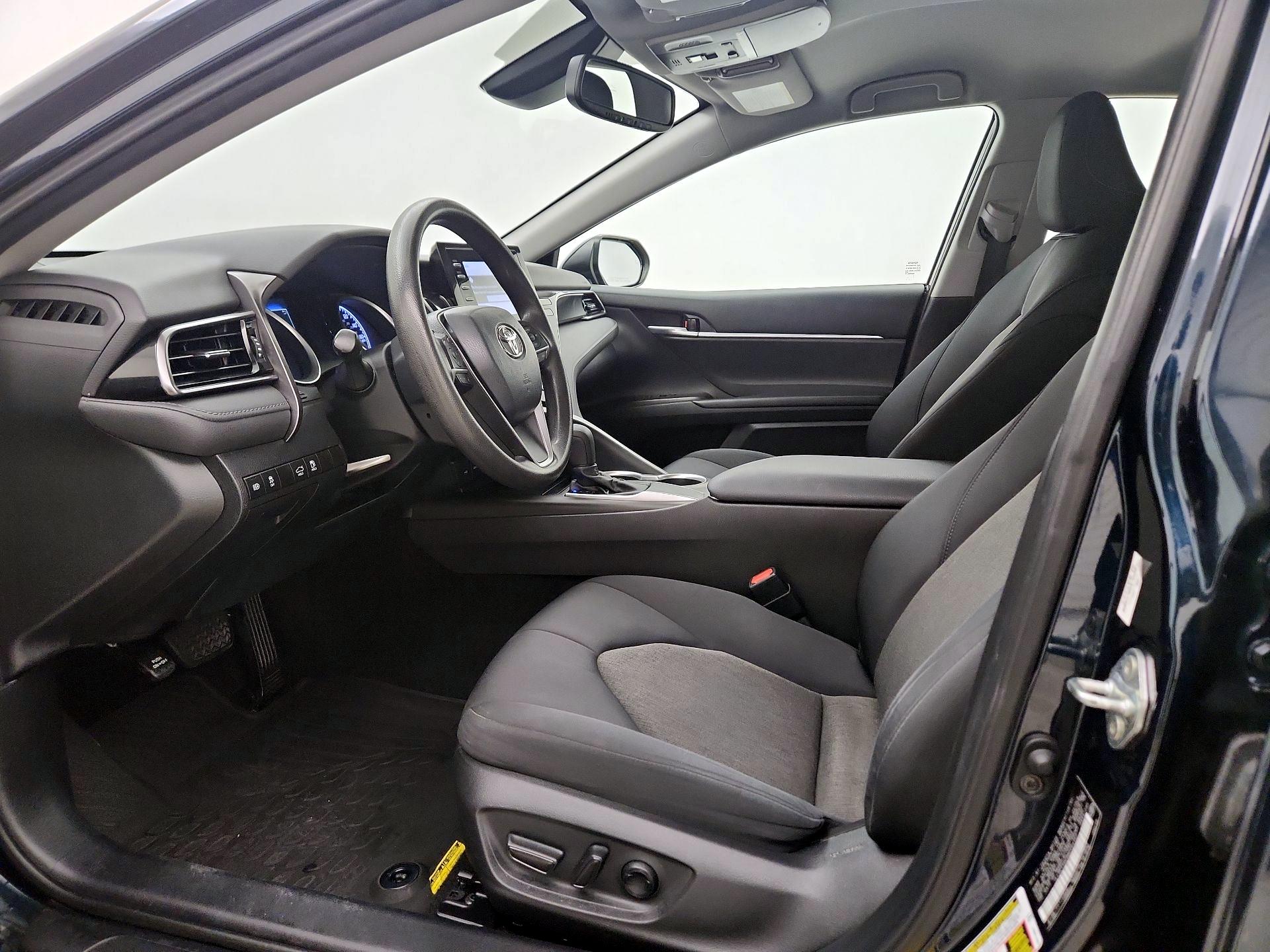 Thumbnail: 2021 Toyota Camry - 11