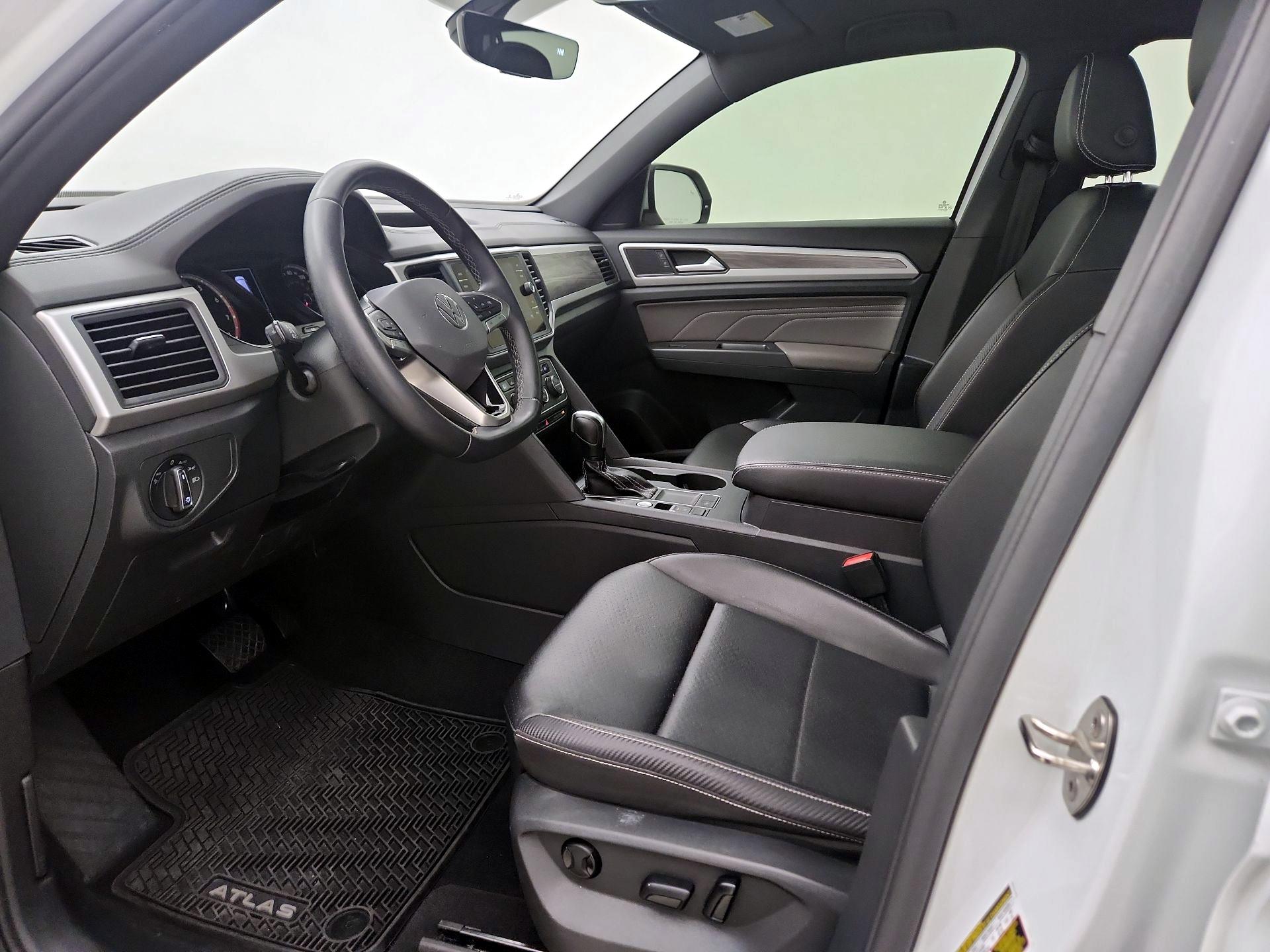 Thumbnail: 2021 Volkswagen Atlas - 11