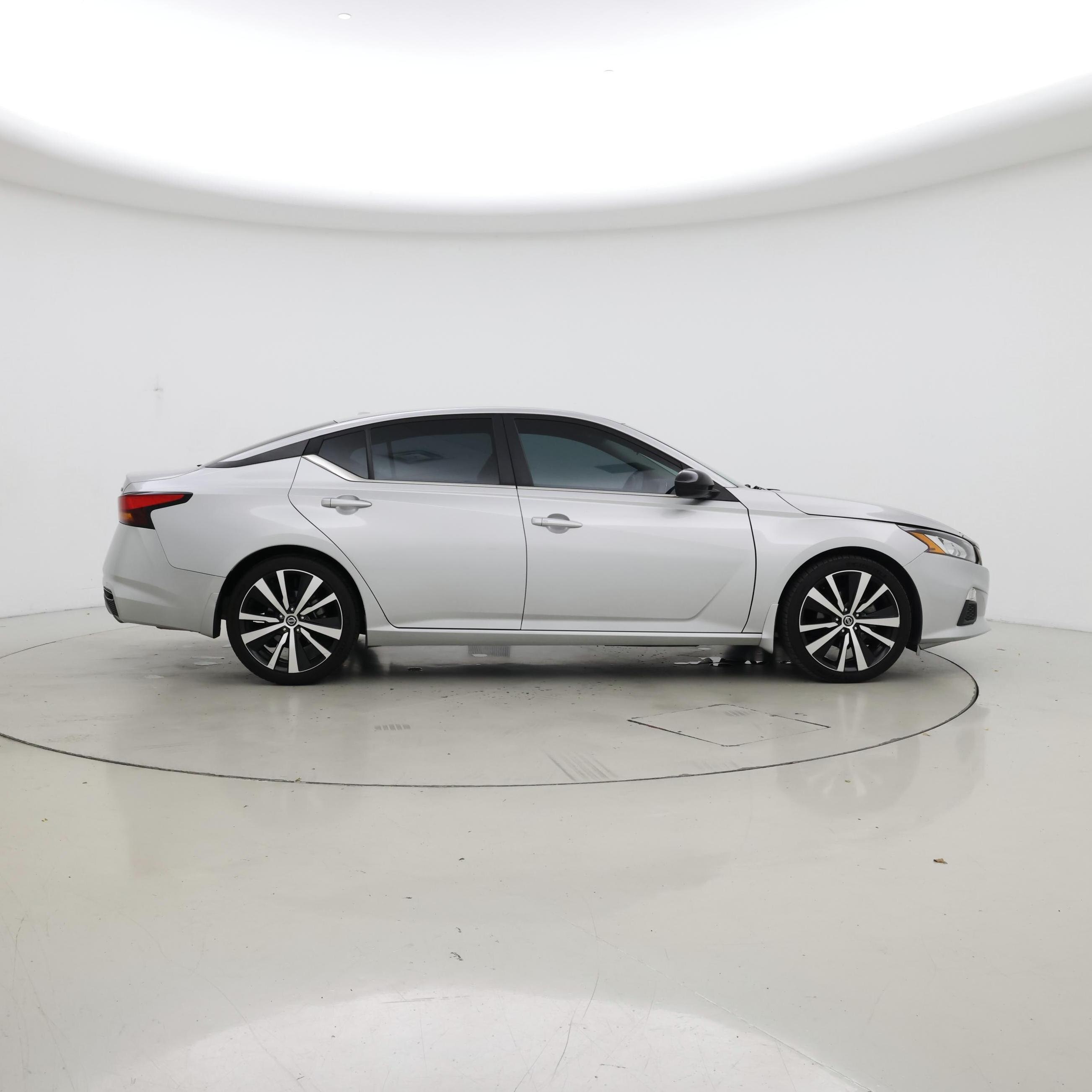 Thumbnail: 2022 Nissan Altima - 7