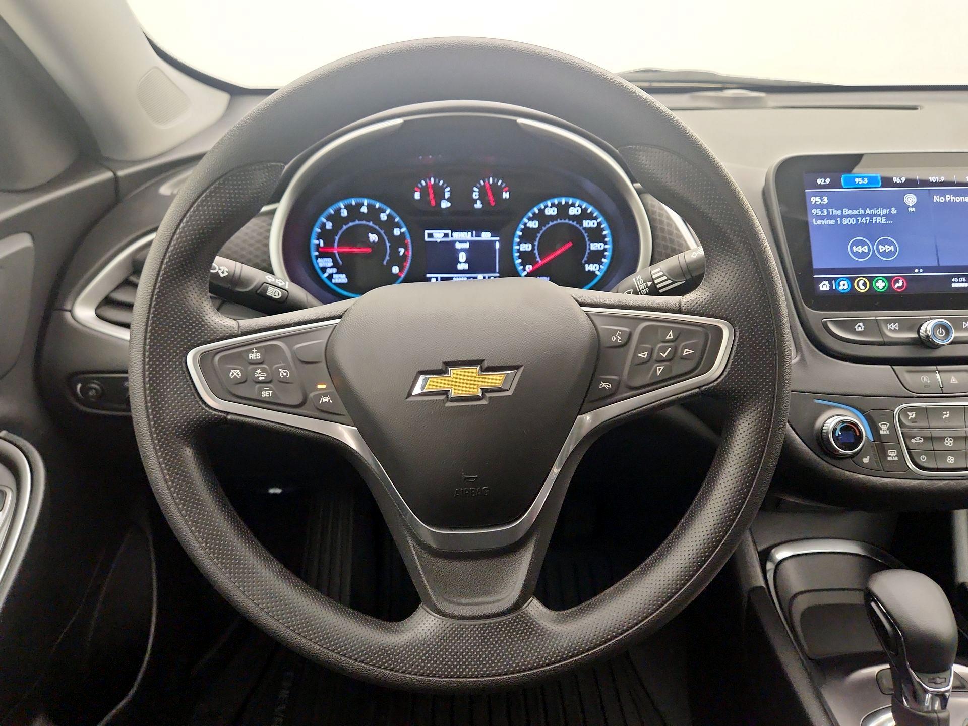 Thumbnail: 2023 Chevrolet Malibu - 10