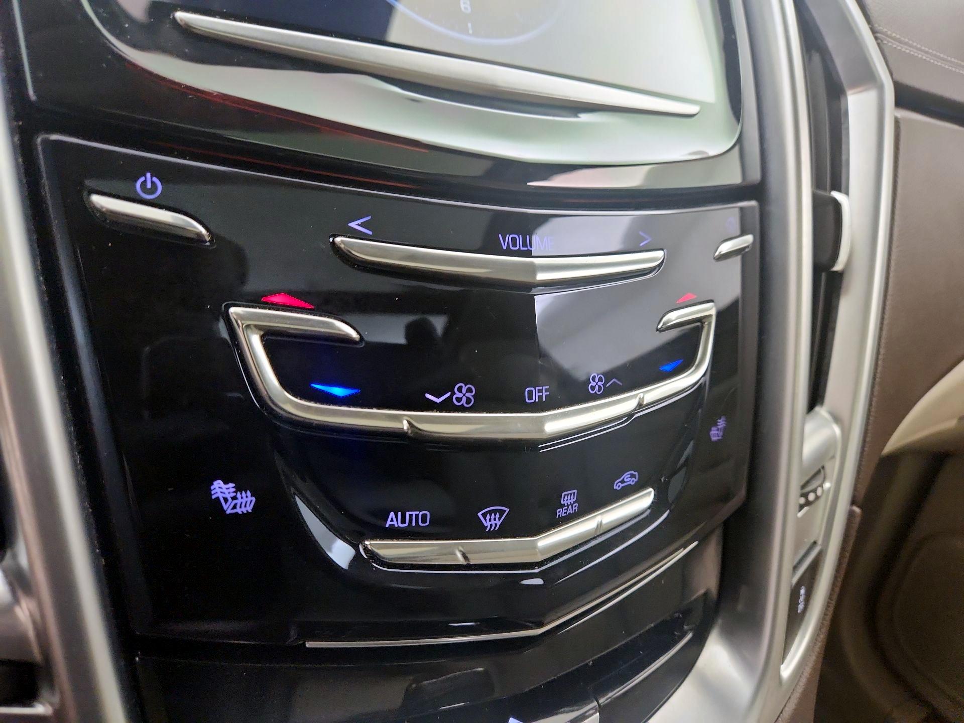 Thumbnail: 2015 Cadillac SRX - 17