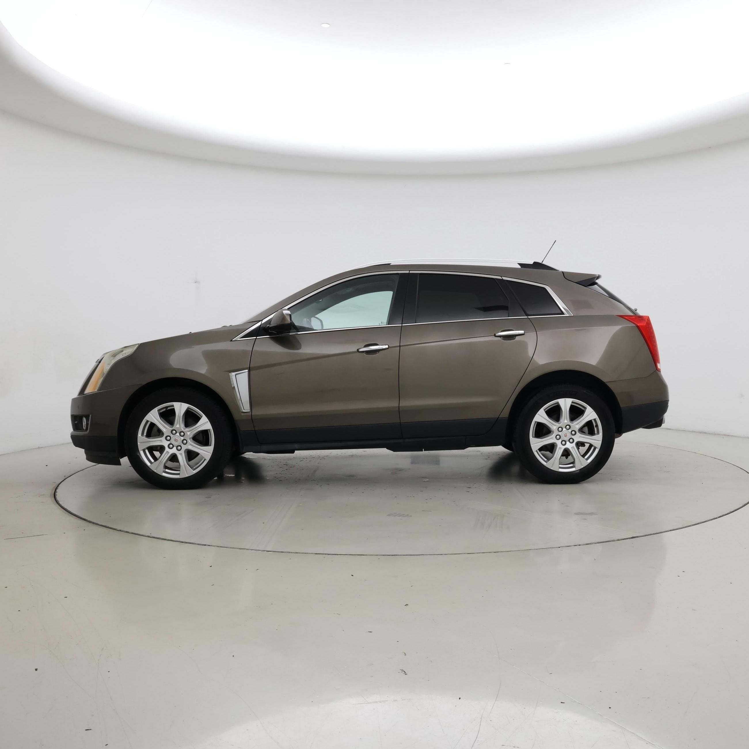 Thumbnail: 2015 Cadillac SRX - 3