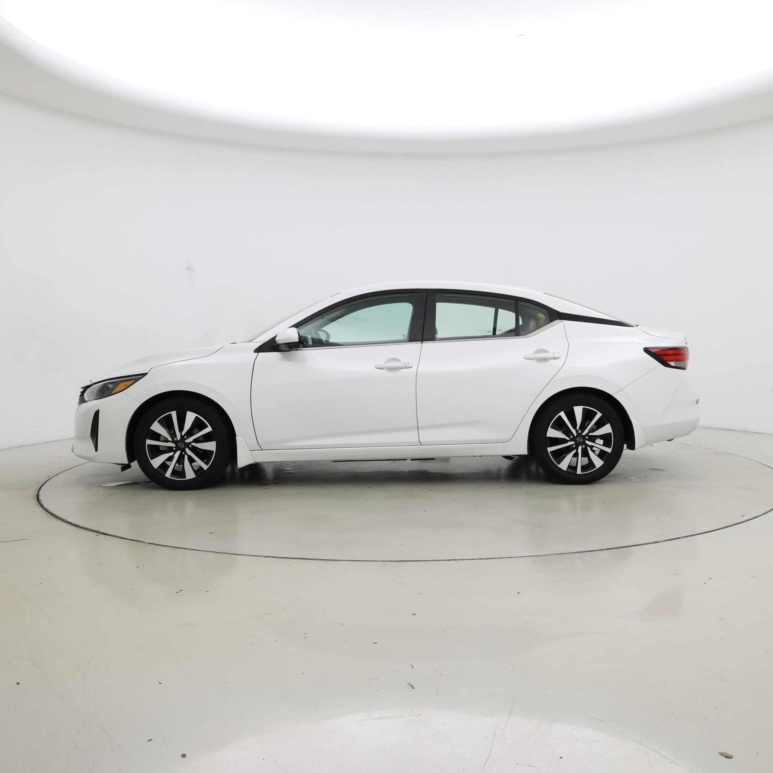 Thumbnail: 2024 Nissan Sentra - 3
