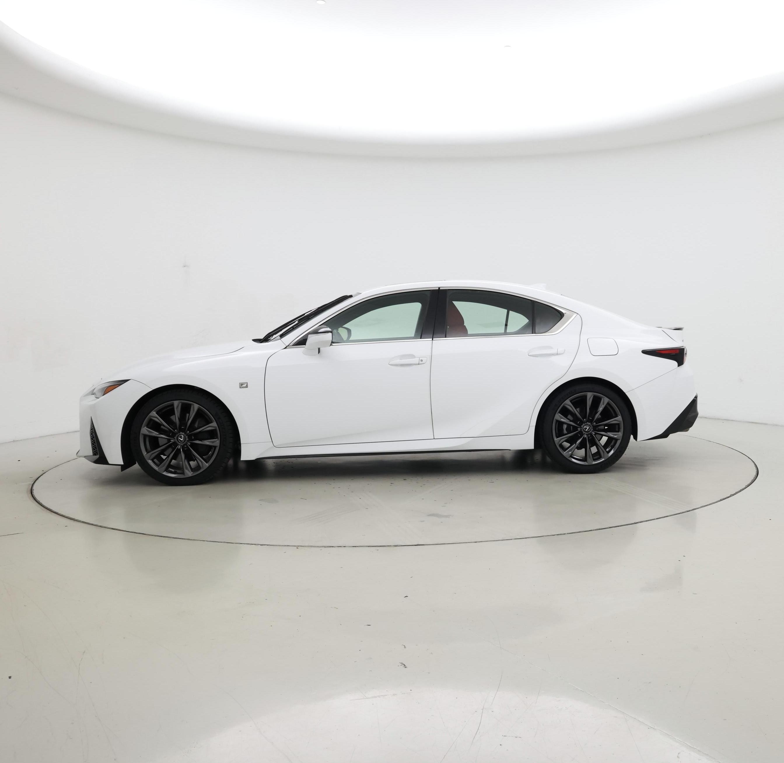 Thumbnail: 2024 Lexus IS - 3